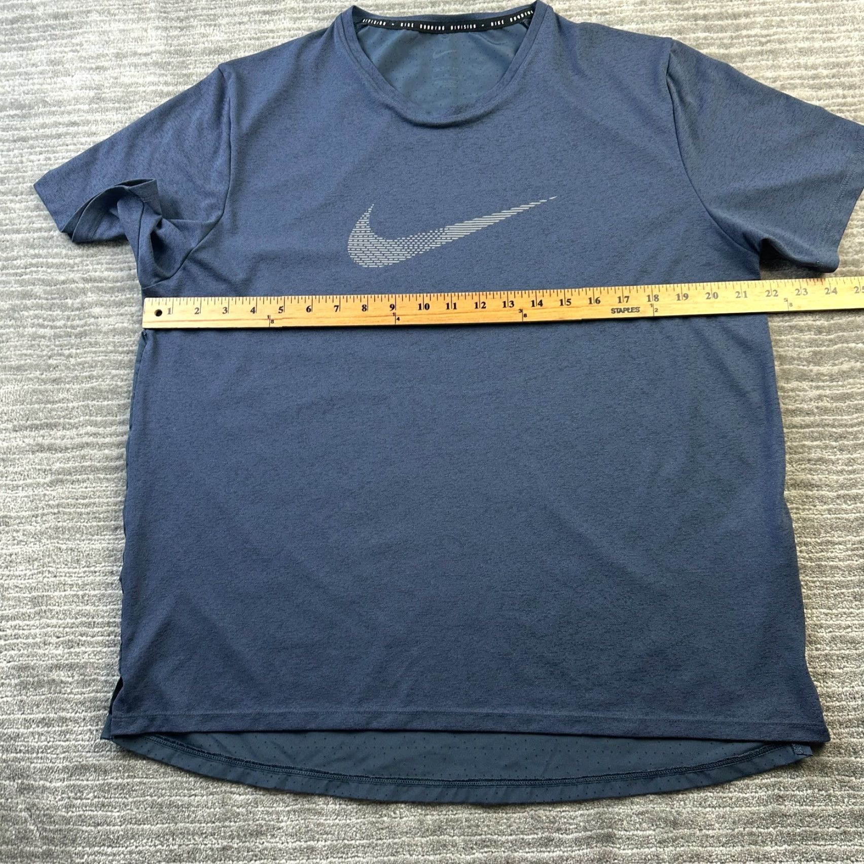 Nike Nike Shirt Large Blue Dri Fit Running Division Performance Mens Size US L / EU 52-54 / 3 - 7 Thumbnail