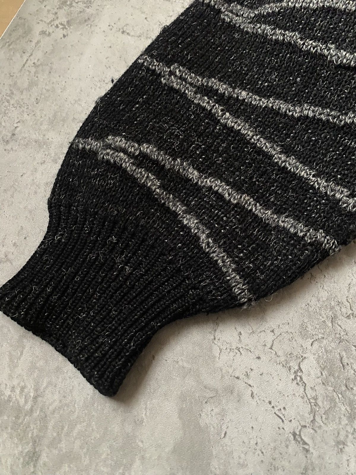 Issey Miyake Issey Miyake Men Archive wool sweater 80s Size US M / EU 48-50 / 2 - 3 Thumbnail