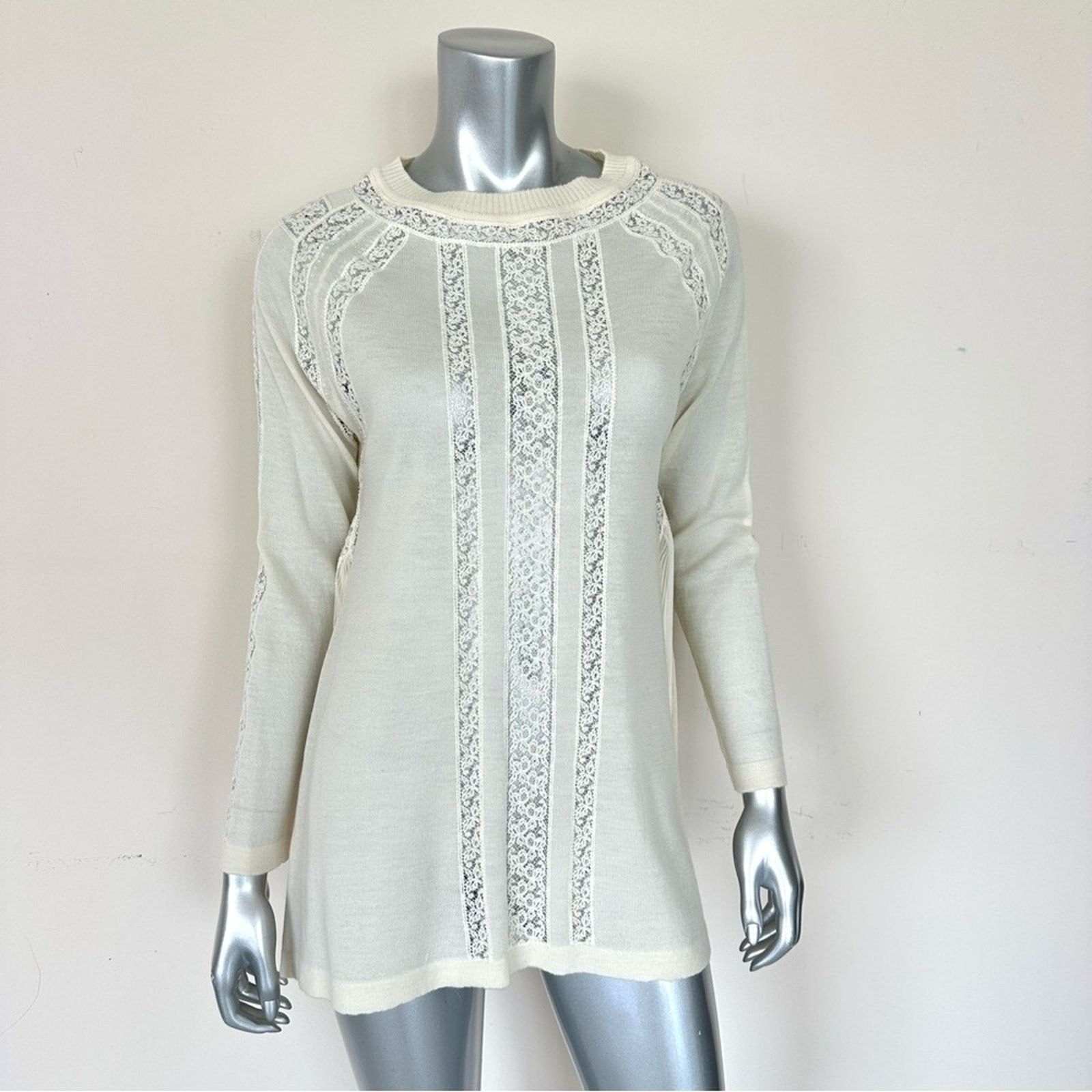 Ermanno Scervino Ermanno Scervino sweater retail size 40IT or 4 US Authentic Size S / US 4 / IT 40 - 1 Thumbnail