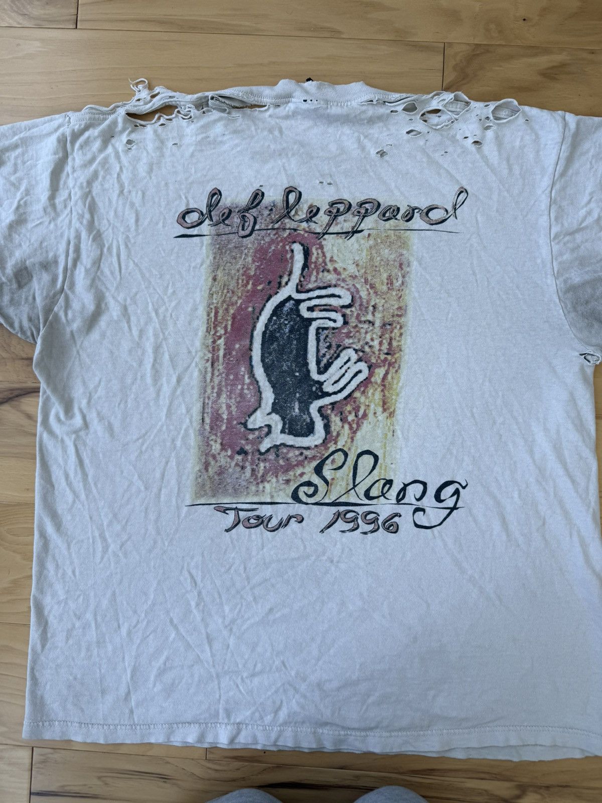 Japanese Brand Vintage Distressed Def Leppard tee Size US XL / EU 56 / 4 - 2 Thumbnail