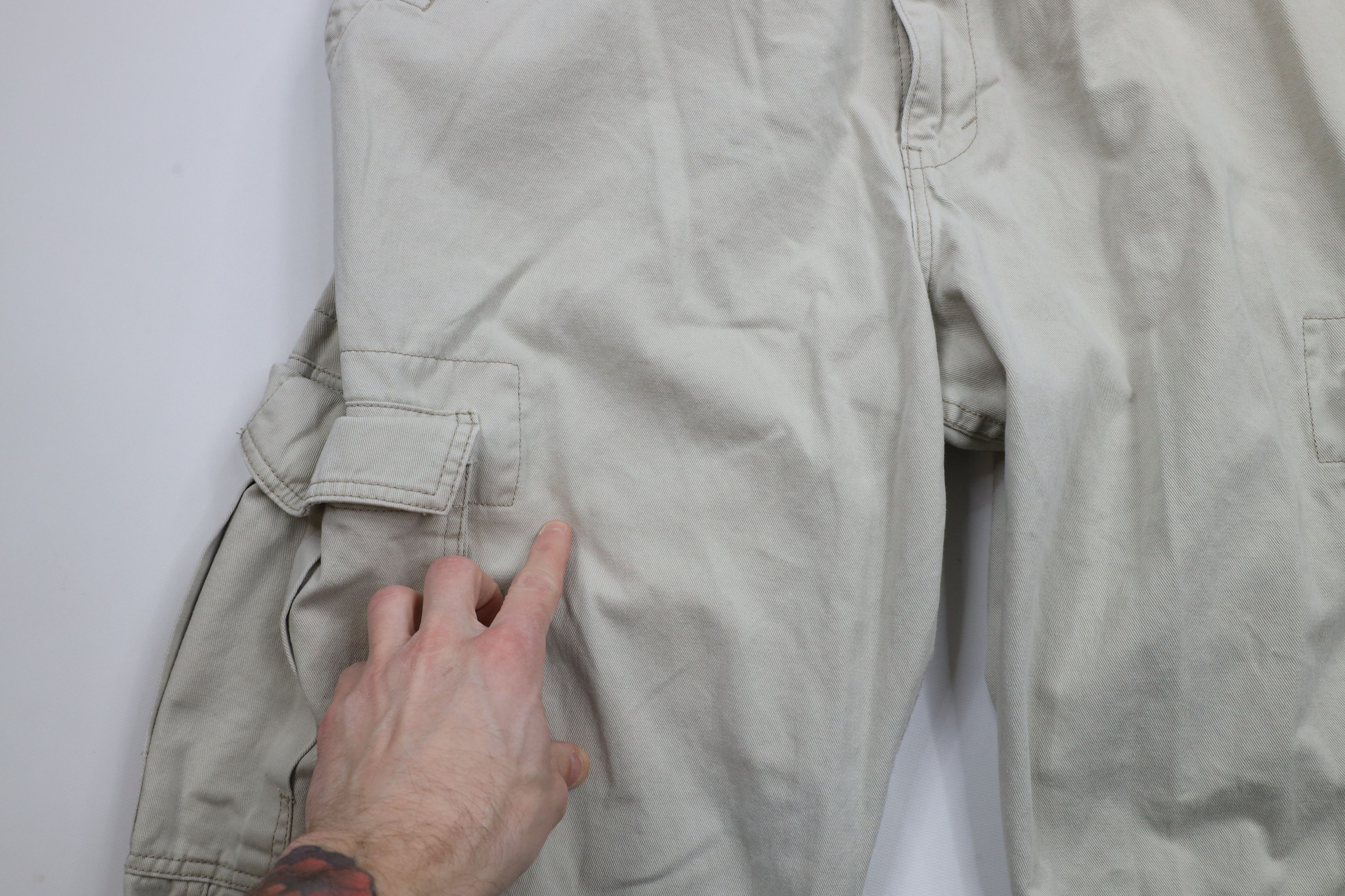 Levi's × Vintage Vintage Y2K Levis Loose Fit Wide Leg Cargo Chino Pants Beige Size US 42 / EU 58 - 6 Thumbnail