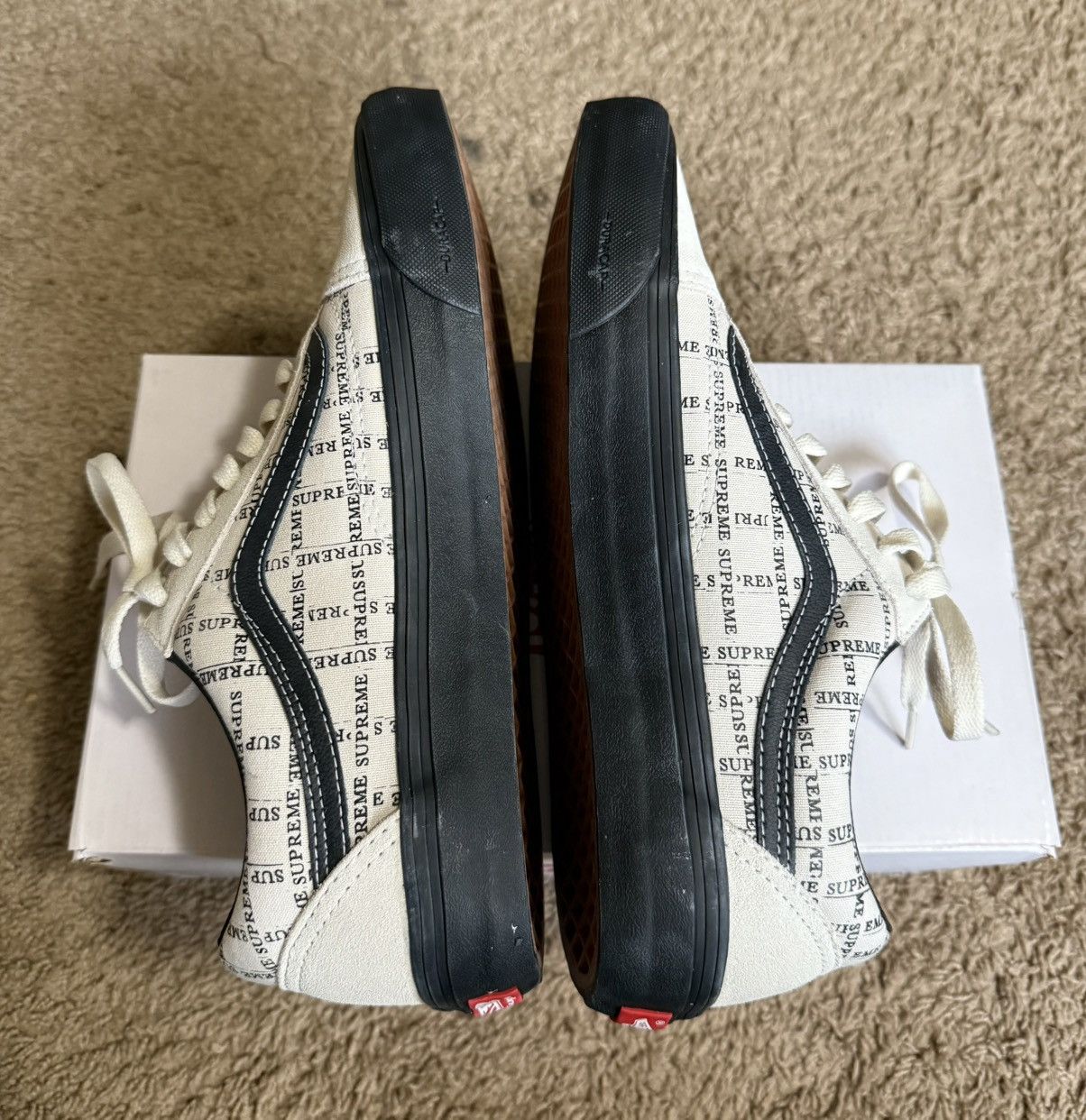 Supreme × Vans Supreme X Vans “Grid” White Gum bottom Size US 10 / EU 43 - 3 Thumbnail