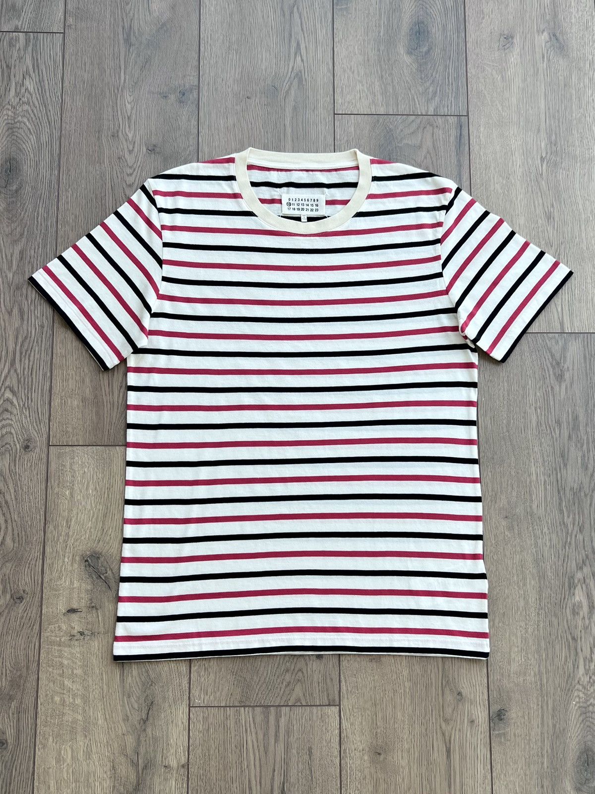 Maison Margiela Maison Margiela Classic Tricolor Stripe T-Shirt Size US S / EU 44-46 / 1 - 1 Thumbnail