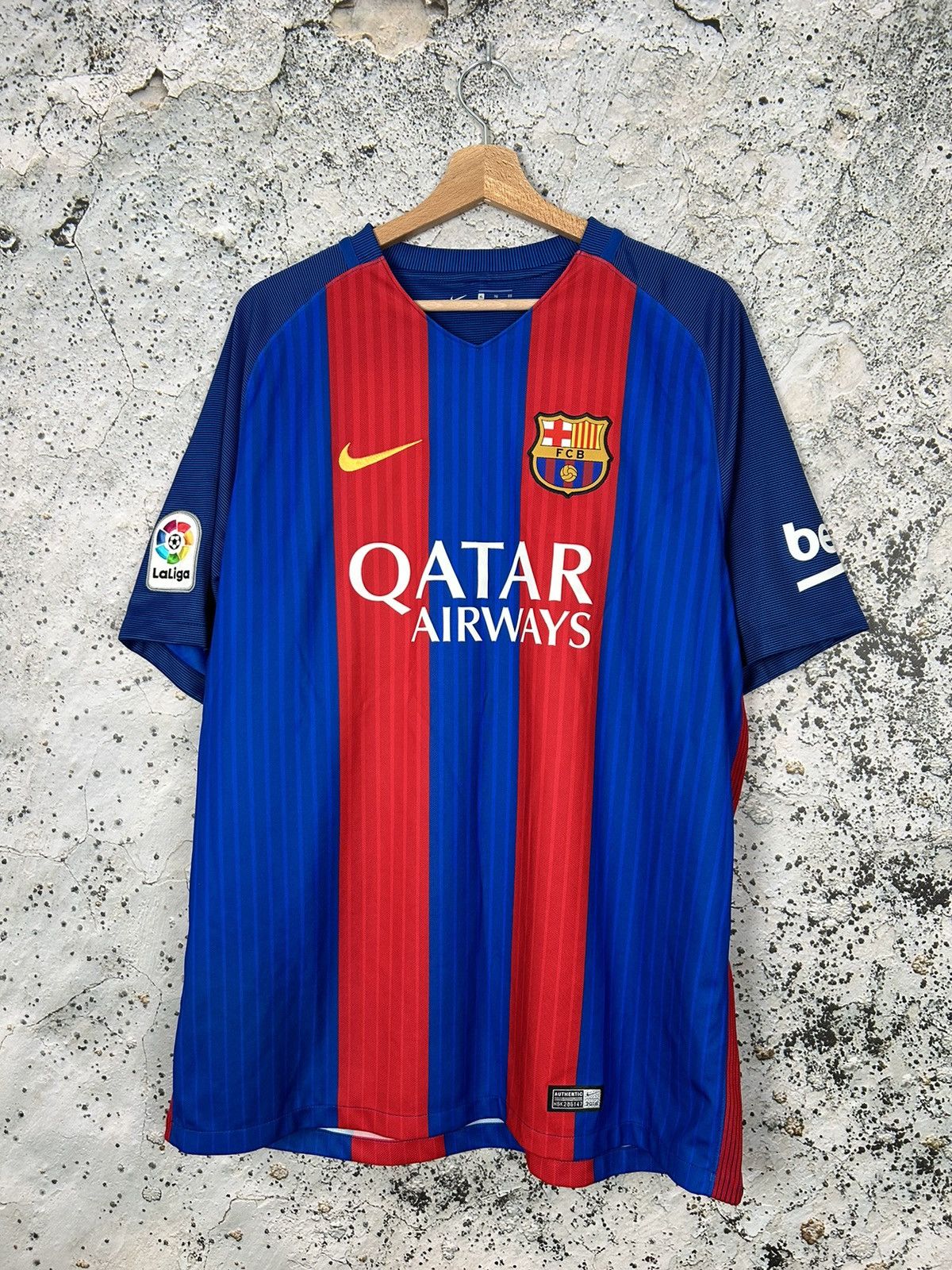 Nike FC Barcelona Messi #10 Soccer Jersey Nike Football Rare Size US XL / EU 56 / 4 - 2 Thumbnail