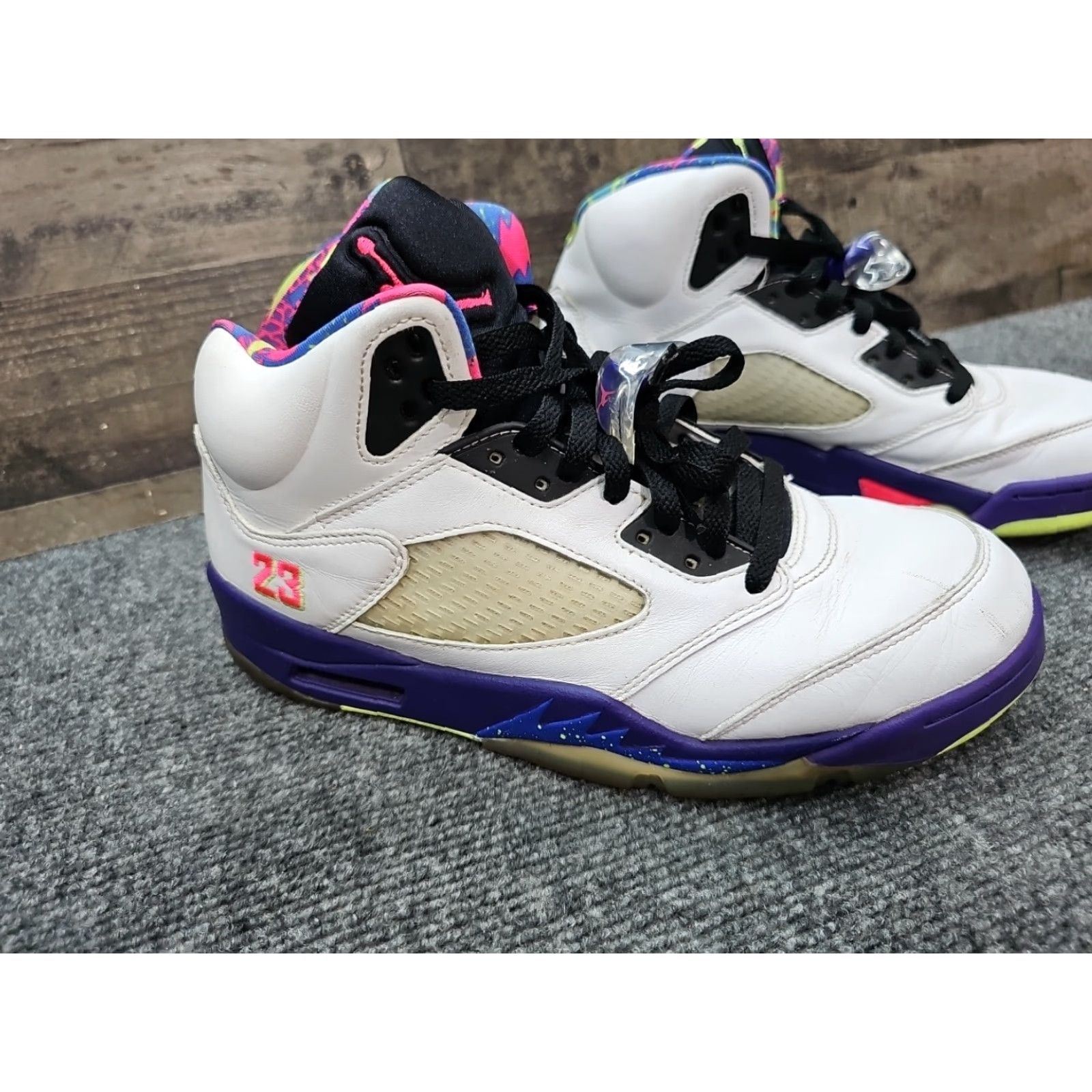 Jordan Brand Jordan 5 Retro Alternate Bel-Air 2020 Size 9.5 Men Sneakers White Size US 9 / EU 42 - 3 Thumbnail