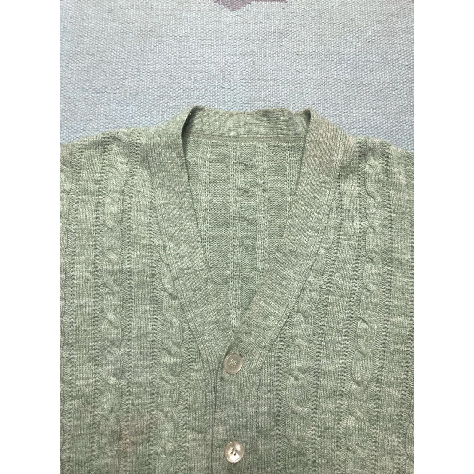Vintage VINTAGE 60s cardigan sweater cable knit wool blend button front mint green large Cardigan Men L Green Knit Wool 60s Buttons Mens Size US L / EU 52-54 / 3 - 4 Thumbnail