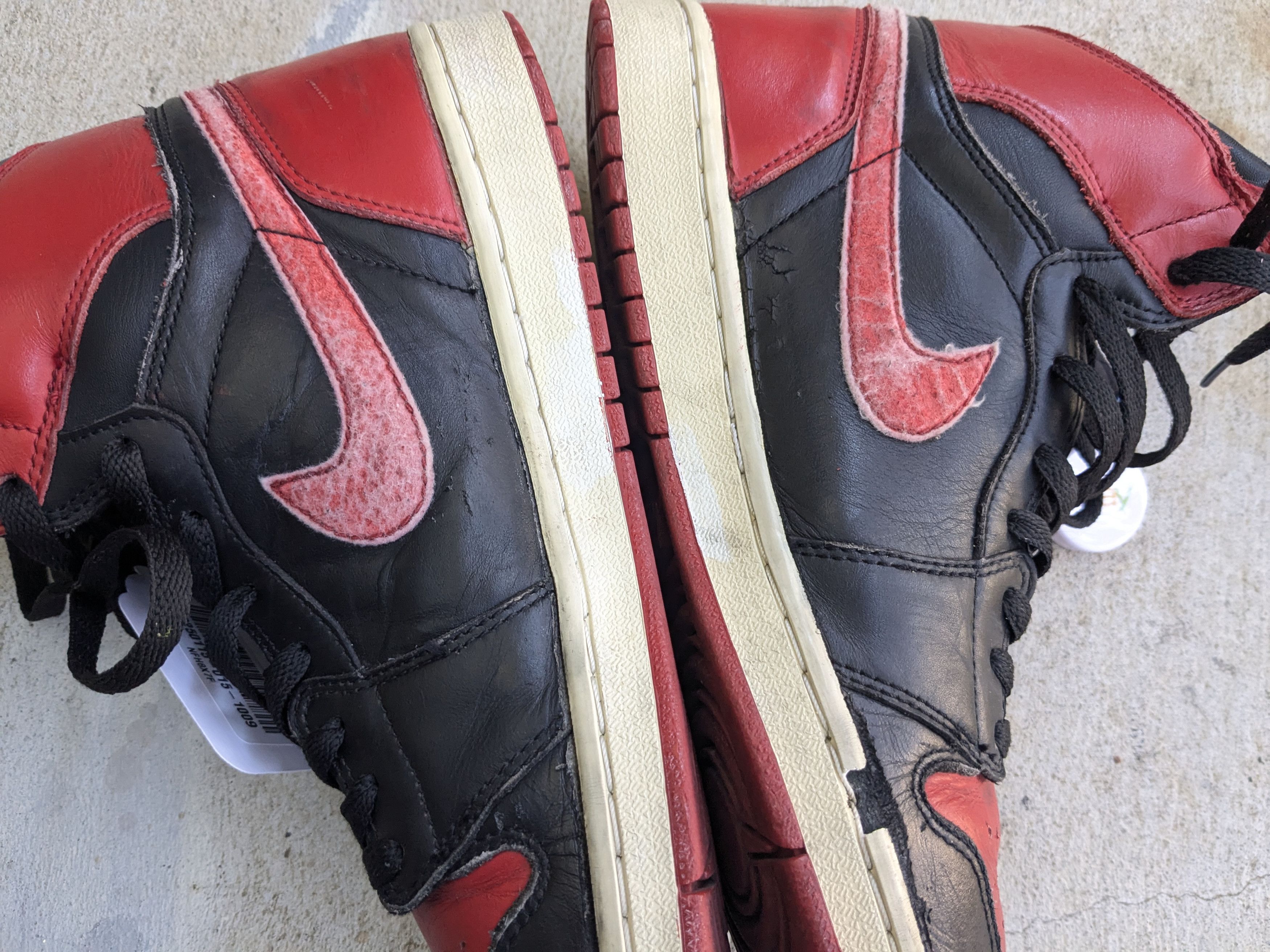 Jordan Brand Nike Air Jordan 1 Bred 2001 High Tops 2001 136066-061 Size US 11.5 / EU 44-45 - 17 Thumbnail