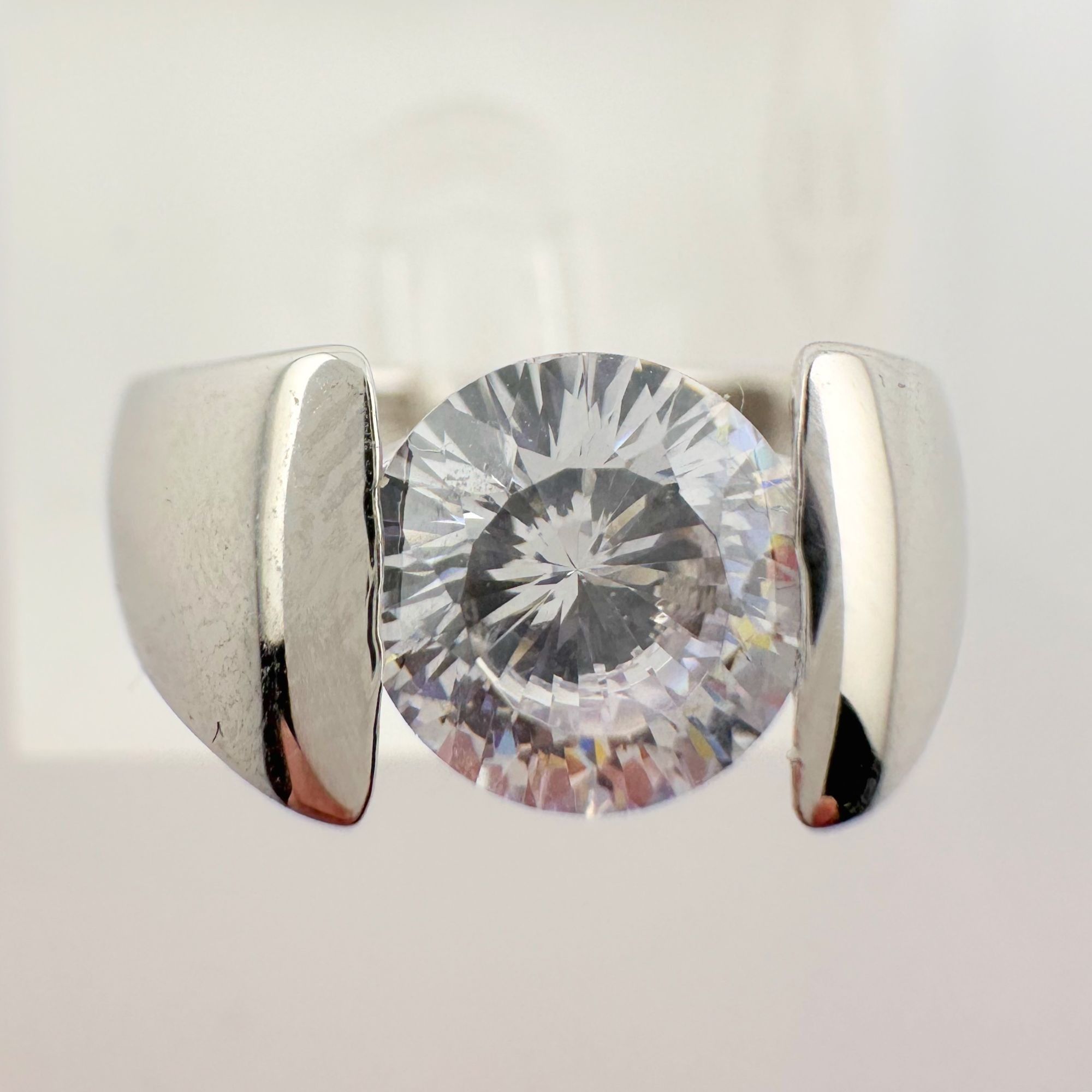 Other Shimmering and Beautiful 2.00 Carat DiamondLite Solitaire Size ONE SIZE - 14 Thumbnail