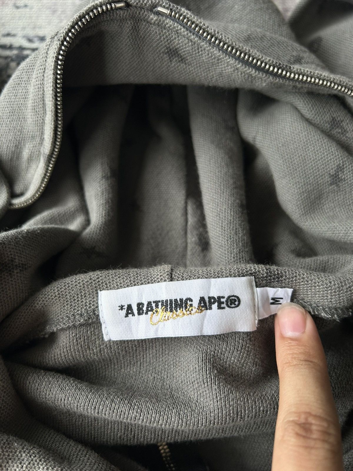 Bape Vintage Bapesta FullZip Monogram Hoodie Size US M / EU 48-50 / 2 - 9 Thumbnail