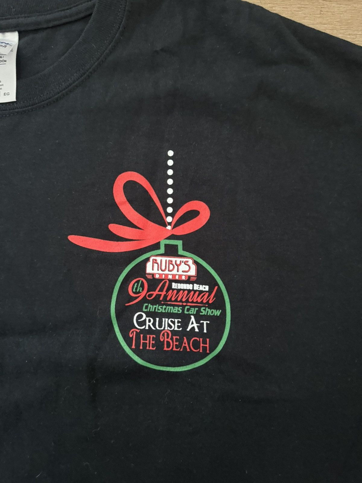 Vintage Ruby’s Diner 9th Annual Classic Car Show Holiday Tee XL Size US XL / EU 56 / 4 - 9 Thumbnail
