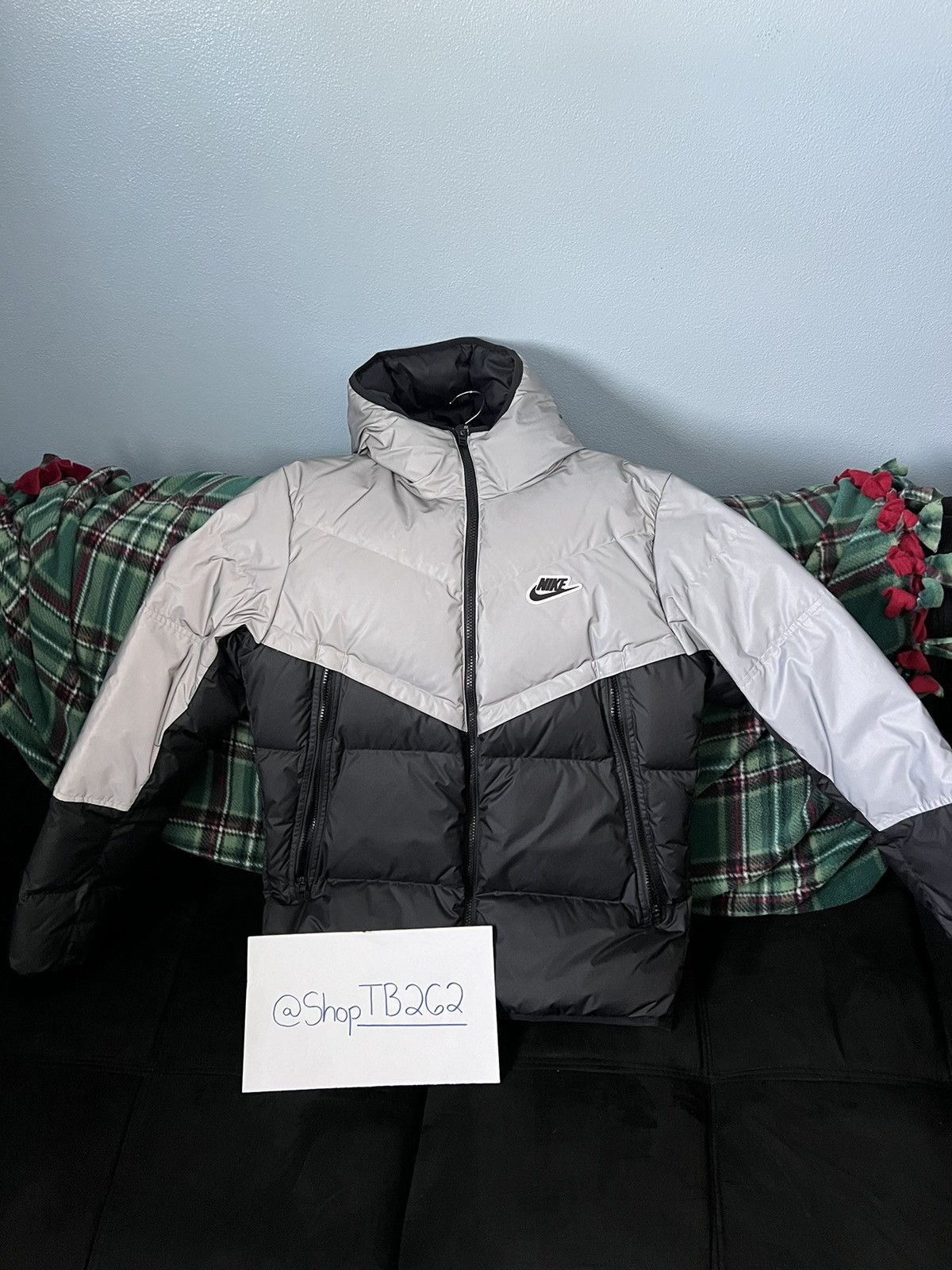 image of Nike 3M Puffer Jacket in Black, Men's (Size Small)