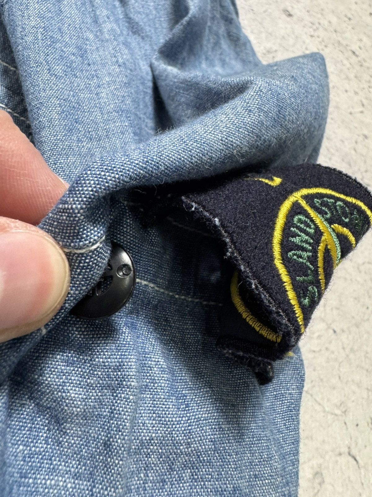 Stone Island Stone Island Luxury Button Up Shirt Patch Size XL Size US XL / EU 56 / 4 - 12 Thumbnail