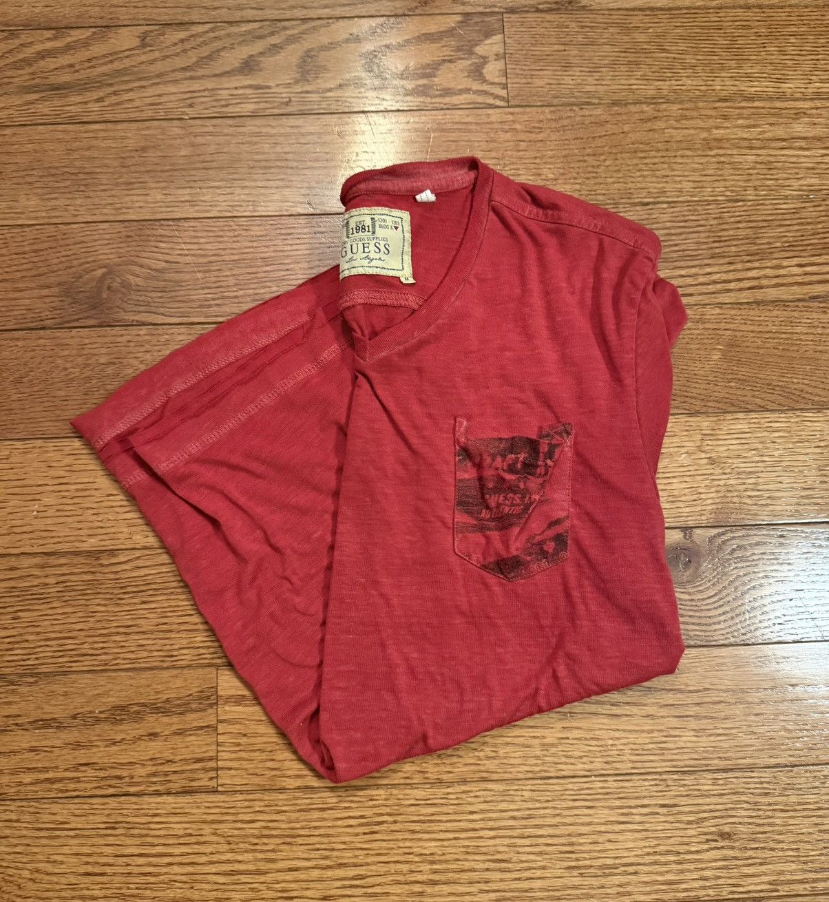 Guess Mens Guess Vintage T-Shirt with Pocket Size US M / EU 48-50 / 2 - 4 Thumbnail