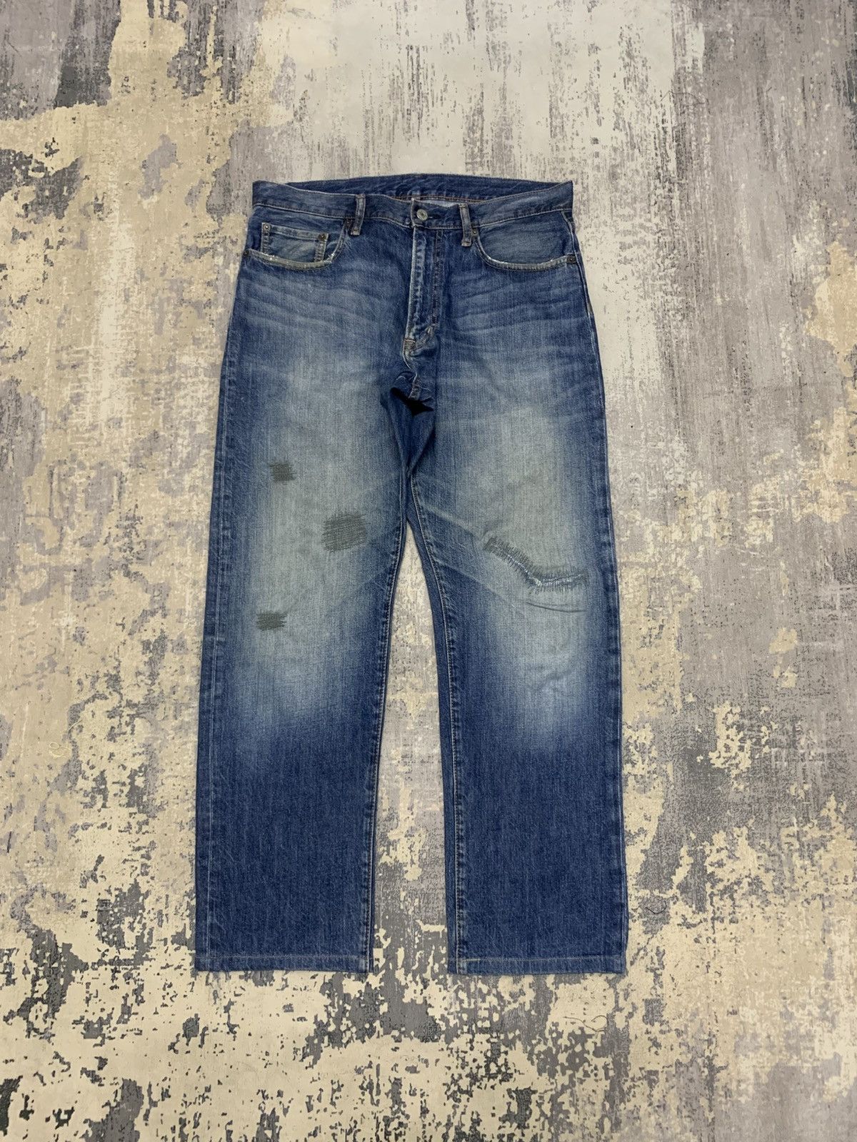 Japanese Brand GU Archive Style Distressed Japanese Denim Straight Jeans Size US 34 / EU 50 - 1 Thumbnail