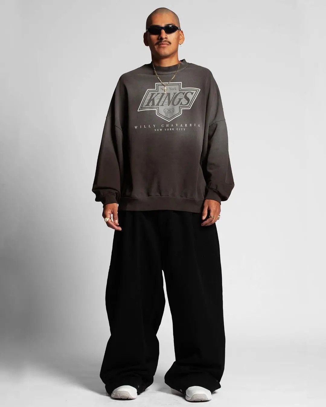 Willy Chavarria WILLY CHAVARRIA NEW YORK KINGS CREWNECK Size US S / EU 44-46 / 1 - 1 Thumbnail