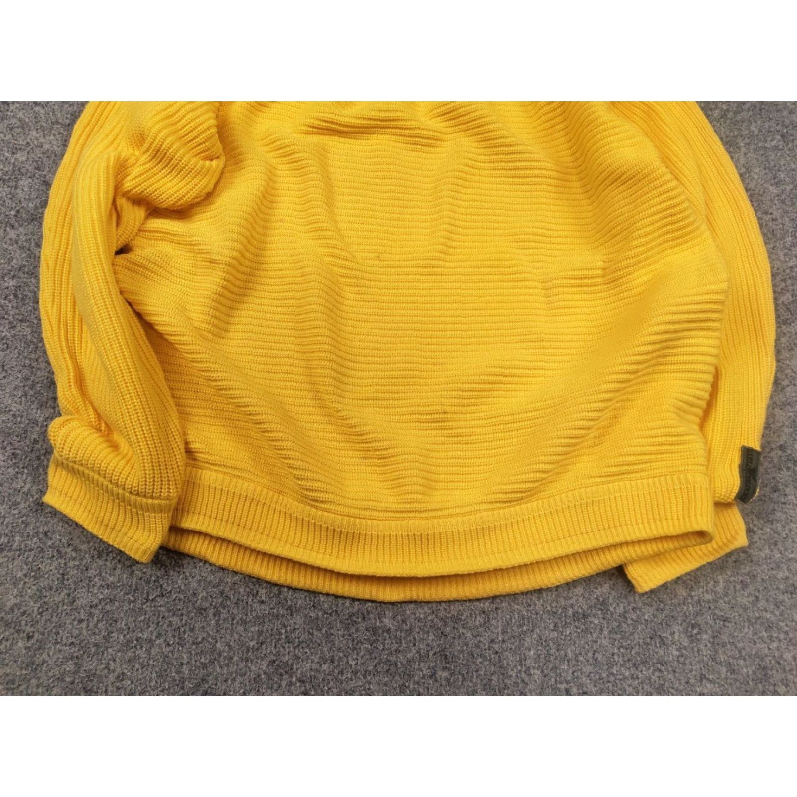 Carlo Colucci VINTAGE Carlo Colucci Logo Yellow Knit Cotton Blend Sweater M Wool? No, Cotton Blend Size US M / EU 48-50 / 2 - 5 Thumbnail