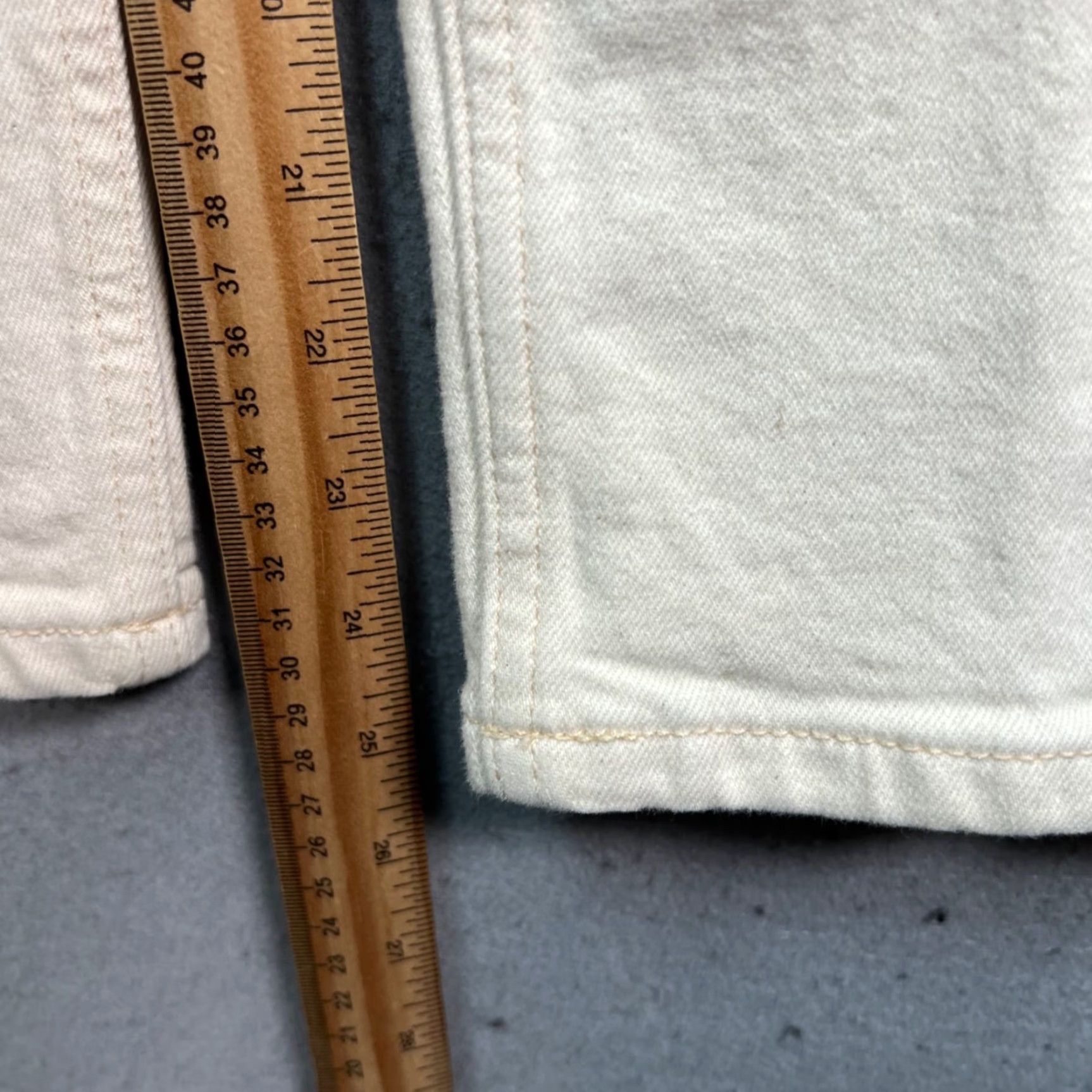 Everlane Everlane Womens 28 Ivory Crop The Original Cheeky Jean Organic Cotton Denim 5-Pocket 90s Style Size 28" / US 6 / IT 42 - 7 Thumbnail