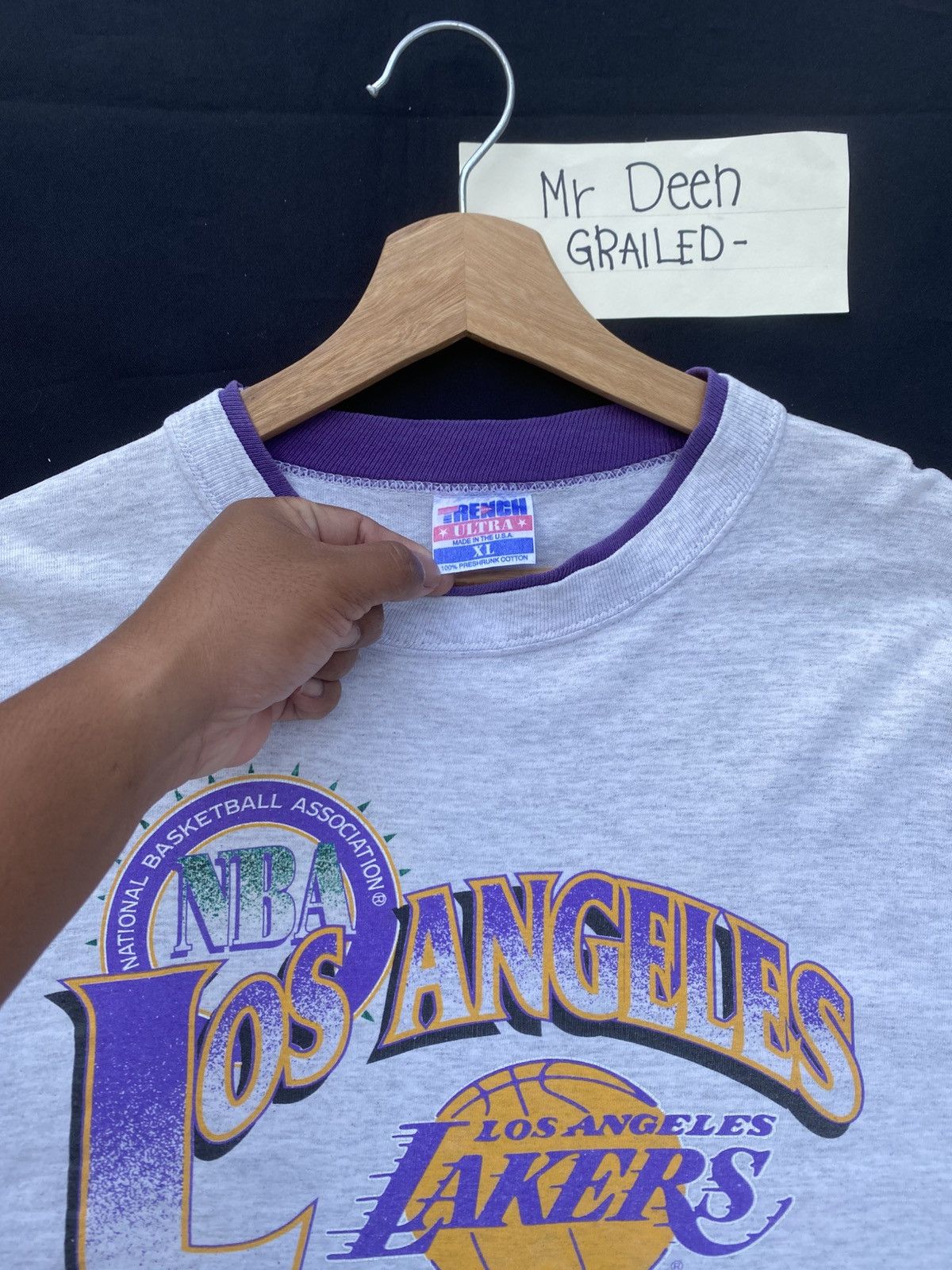 NBA Rare Vintage LAKERS 1992 Tshirt Size US XL / EU 56 / 4 - 8 Thumbnail