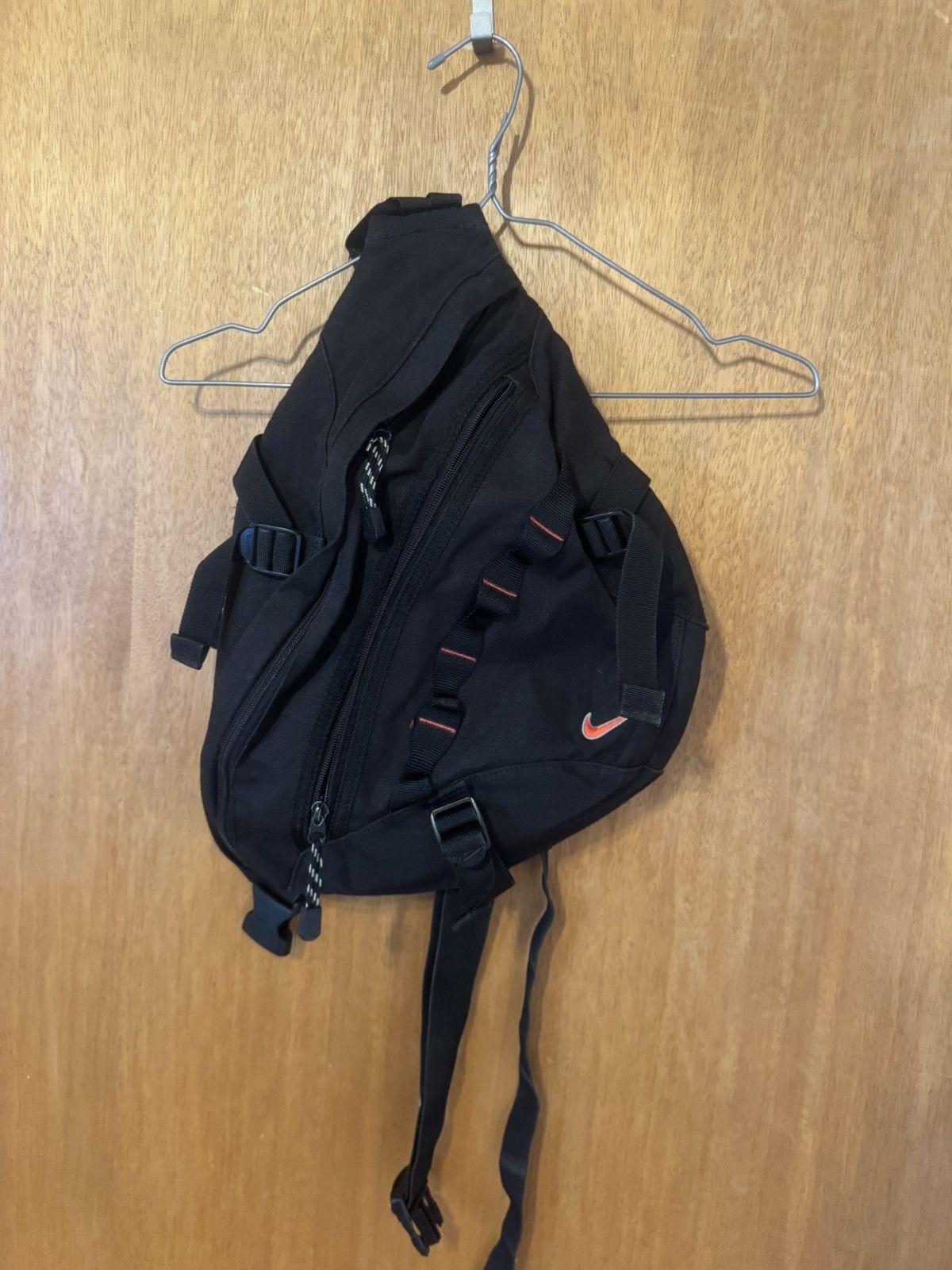 Nike Rare vintage Nike Maruem Sling Bag Y2K Size ONE SIZE - 4 Thumbnail