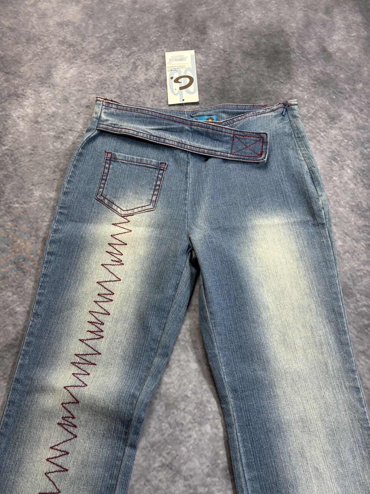 Jean × Other × Vintage NOS 2000s Jeans Belted Contrast Stitch France Y2K Low Waist Size 26" / US 2 / IT 38 - 2 Thumbnail