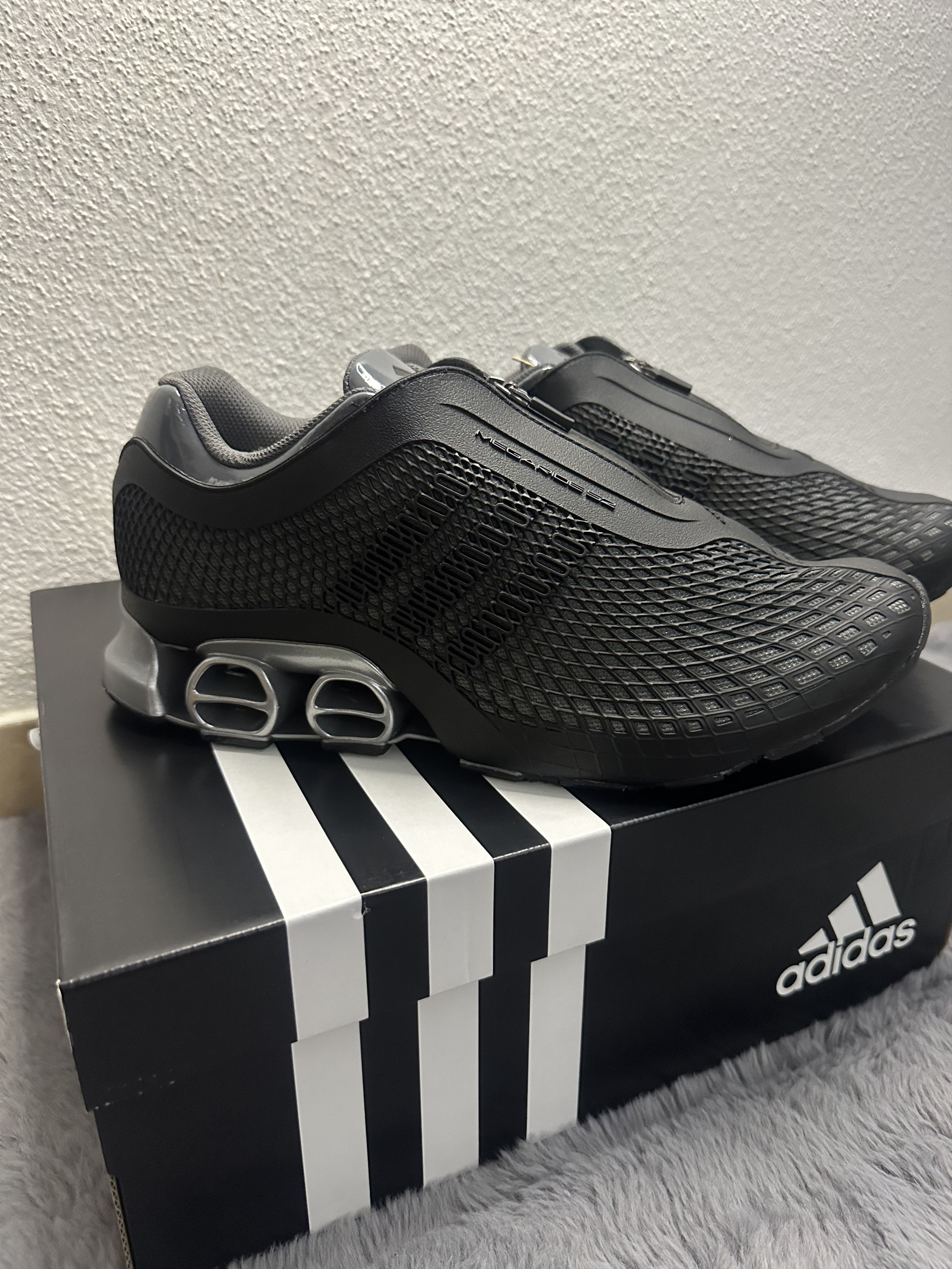 Adidas Adidas MEGARIDE S2 Size US 10 / EU 43 - 6 Thumbnail