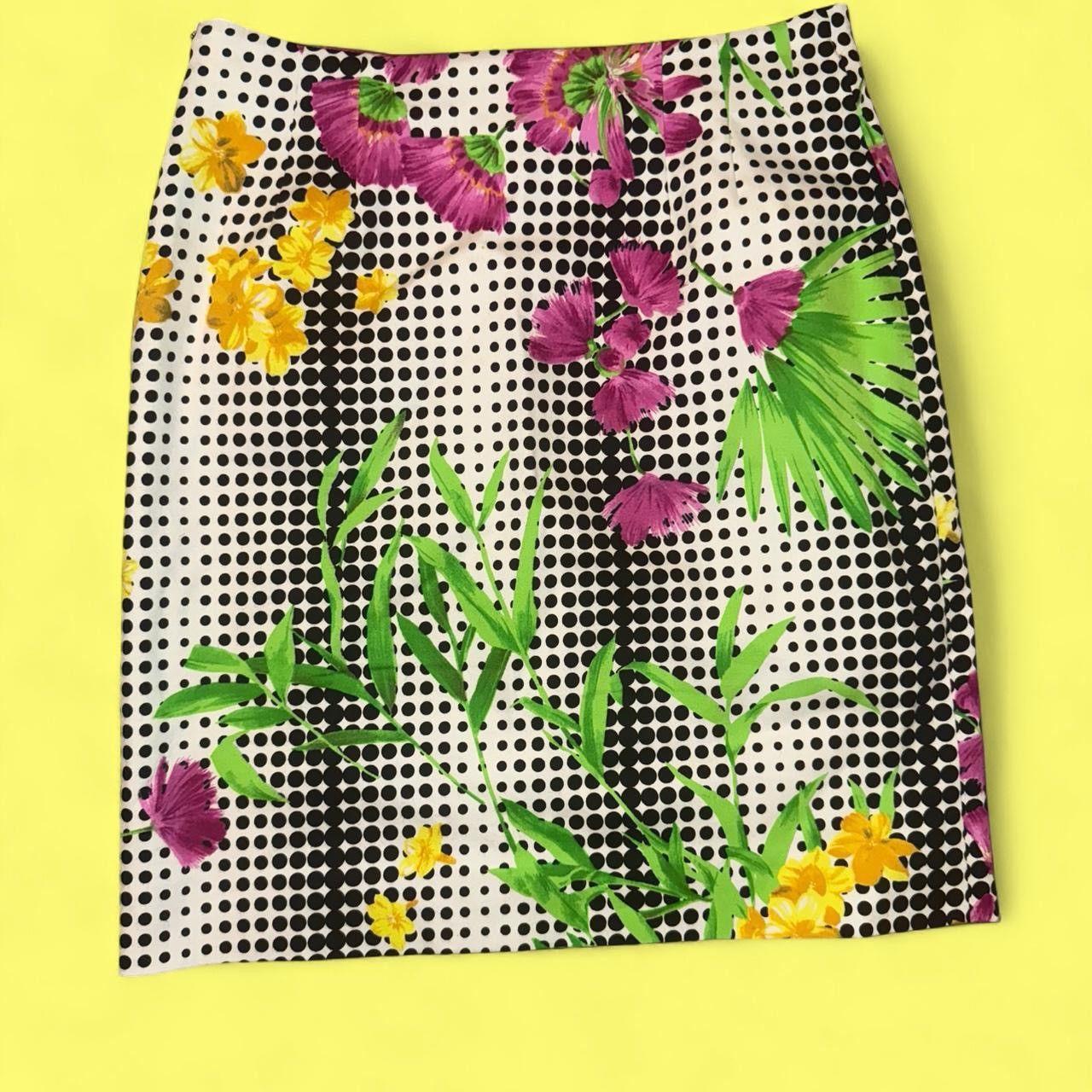 Versace Jeans Couture 2000s Versace Jeans Floral Mini Skirt Size 26" / US 2 / IT 38 - 4 Thumbnail