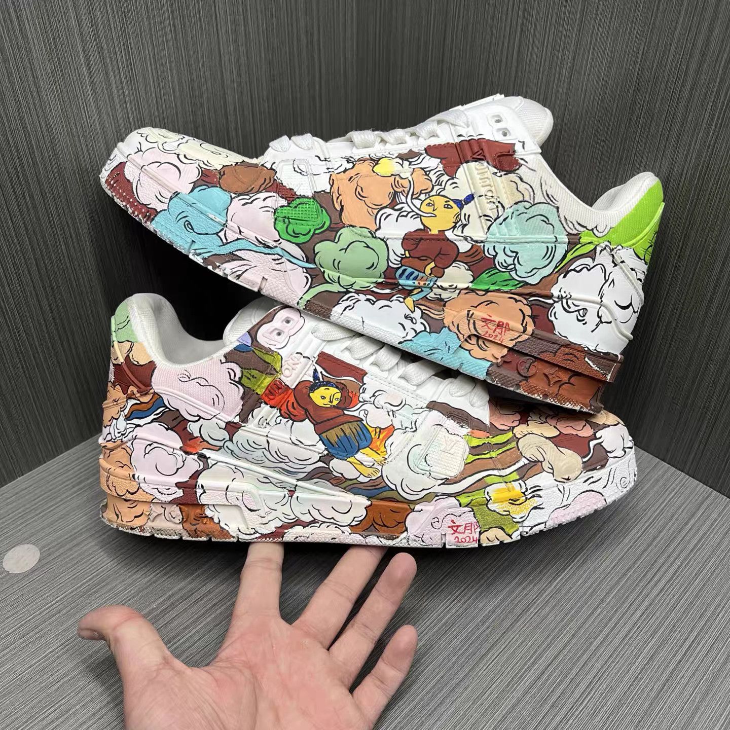 Louis Vuitton Louis Vuitton Trainer Wen Na Art Sneakers K15 Size US 11 / EU 44 - 5 Thumbnail