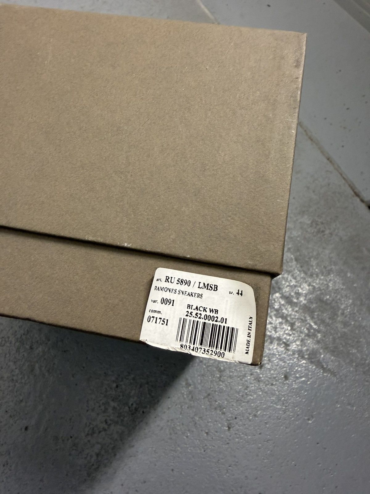 Rick Owens Rick Owens Mainline Nubuck High Ramones With Shopper And Box Size US 11 / EU 44 - 16 Thumbnail