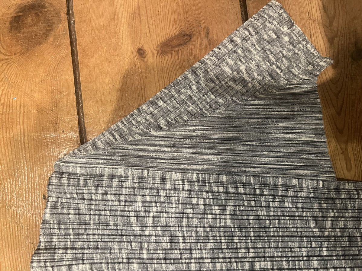 Issey Miyake × Pleats Please Issey Miyake Issey Miyake Pleats Please Squared Shoulder Shortsleeve Top Size S / US 4 / IT 40 - 4 Thumbnail