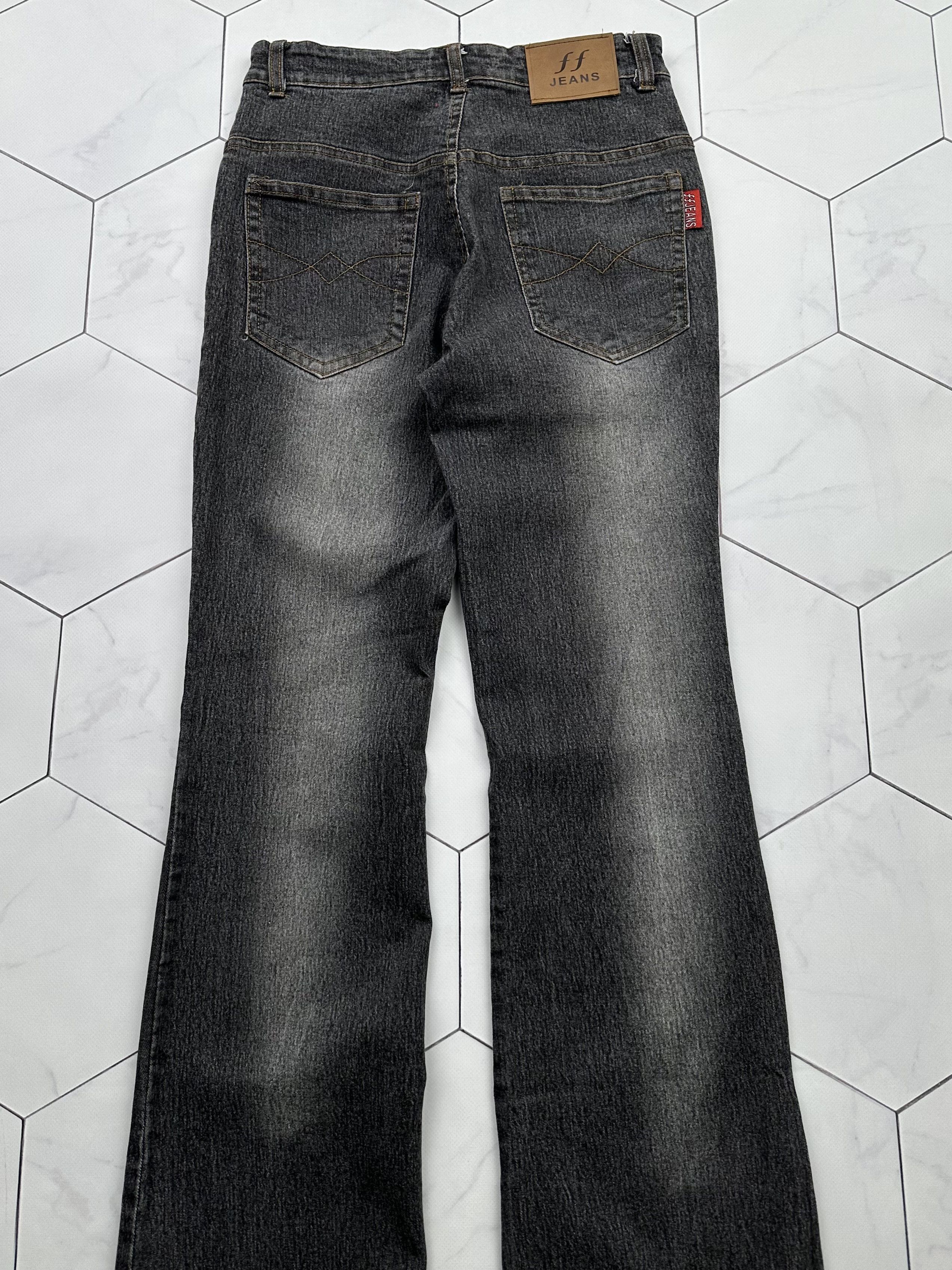 Japanese Brand Vintage Faded Flare Jeans(E2)(B8) Size 26" / US 2 / IT 38 - 5 Thumbnail