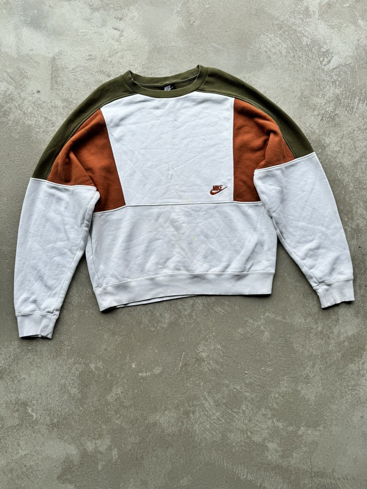 Nike Crewneck Logo Swoosh Sweatshirt
