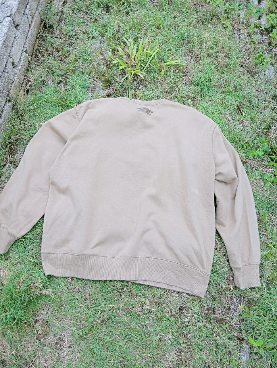 GU × Undercover GU X UNDERCOVER JAPAN SWEATSHIRT - SIZE XL Size US XL / EU 56 / 4 - 8 Thumbnail