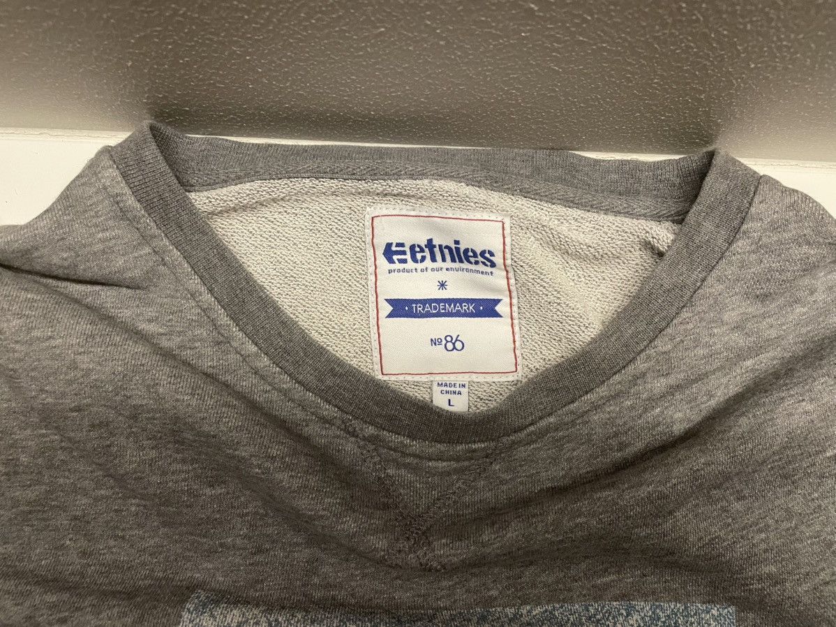 Etnies Etnies crewneck L Size US L / EU 52-54 / 3 - 2 Thumbnail