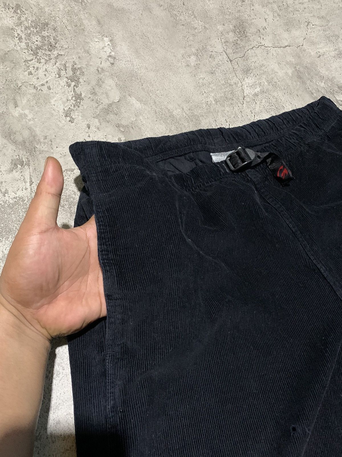 Gramicci Gramicci black corduroy belted loose tapered pants Size US 36 / EU 52 - 7 Thumbnail