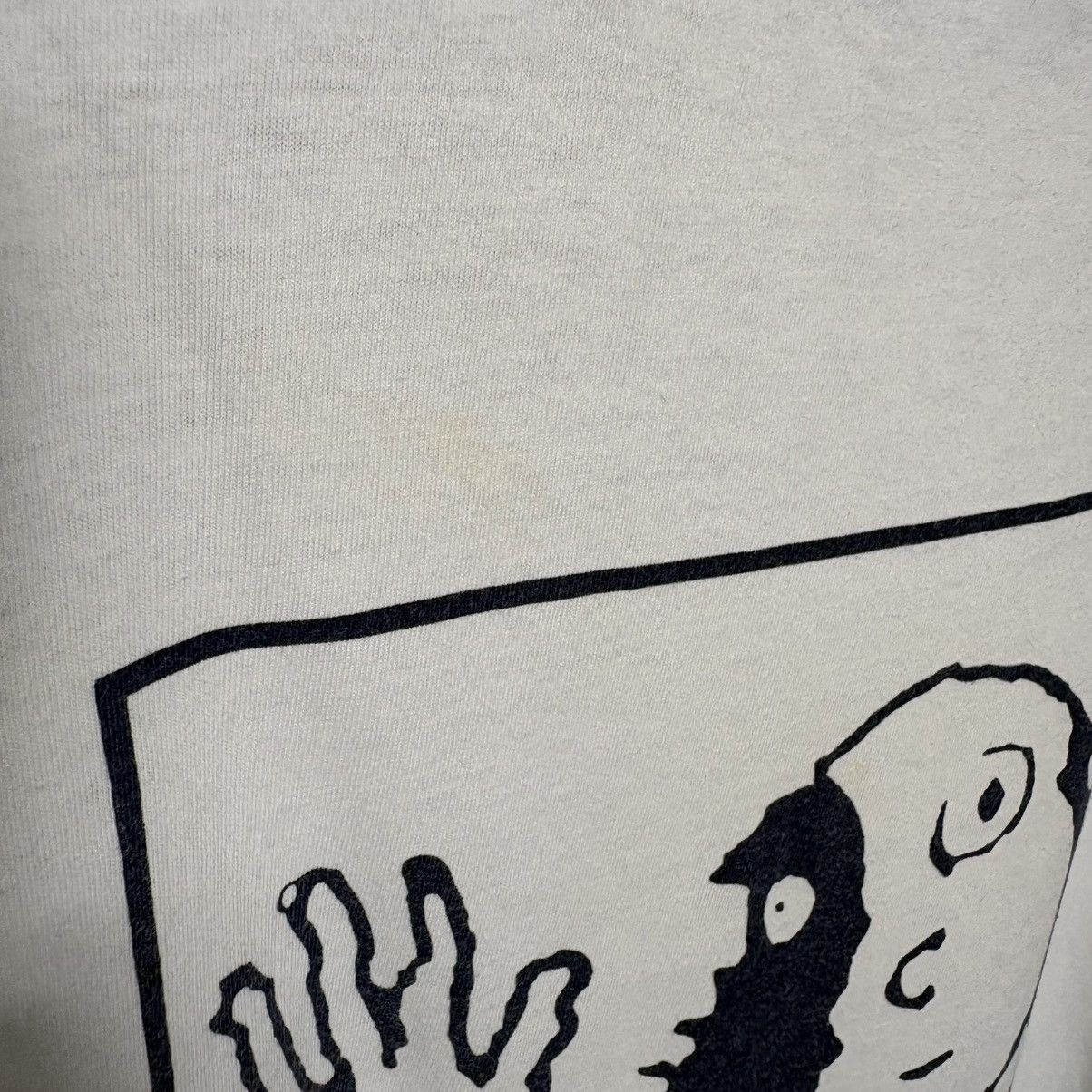 Vintage Vintage 90s Theatre de Nain Jaune Art Graphic T-Shirt Size US XL / EU 56 / 4 - 8 Thumbnail
