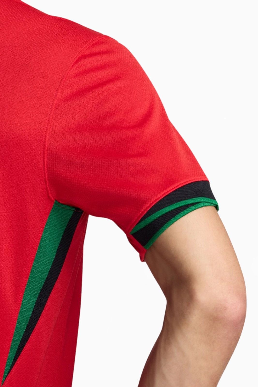 Nike 🇵🇹 Vintage 2024 Nike Portugal Soccer Home Jersey T-Shirt Y2K Size US S / EU 44-46 / 1 - 4 Thumbnail
