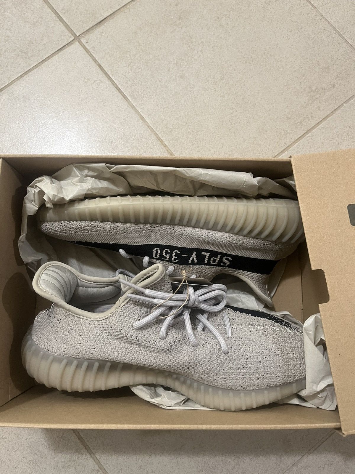 Adidas × Kanye West Adidas Yeezy Boost 350 V2 Slate Sz 10us Size US 10 / EU 43 - 12 Thumbnail