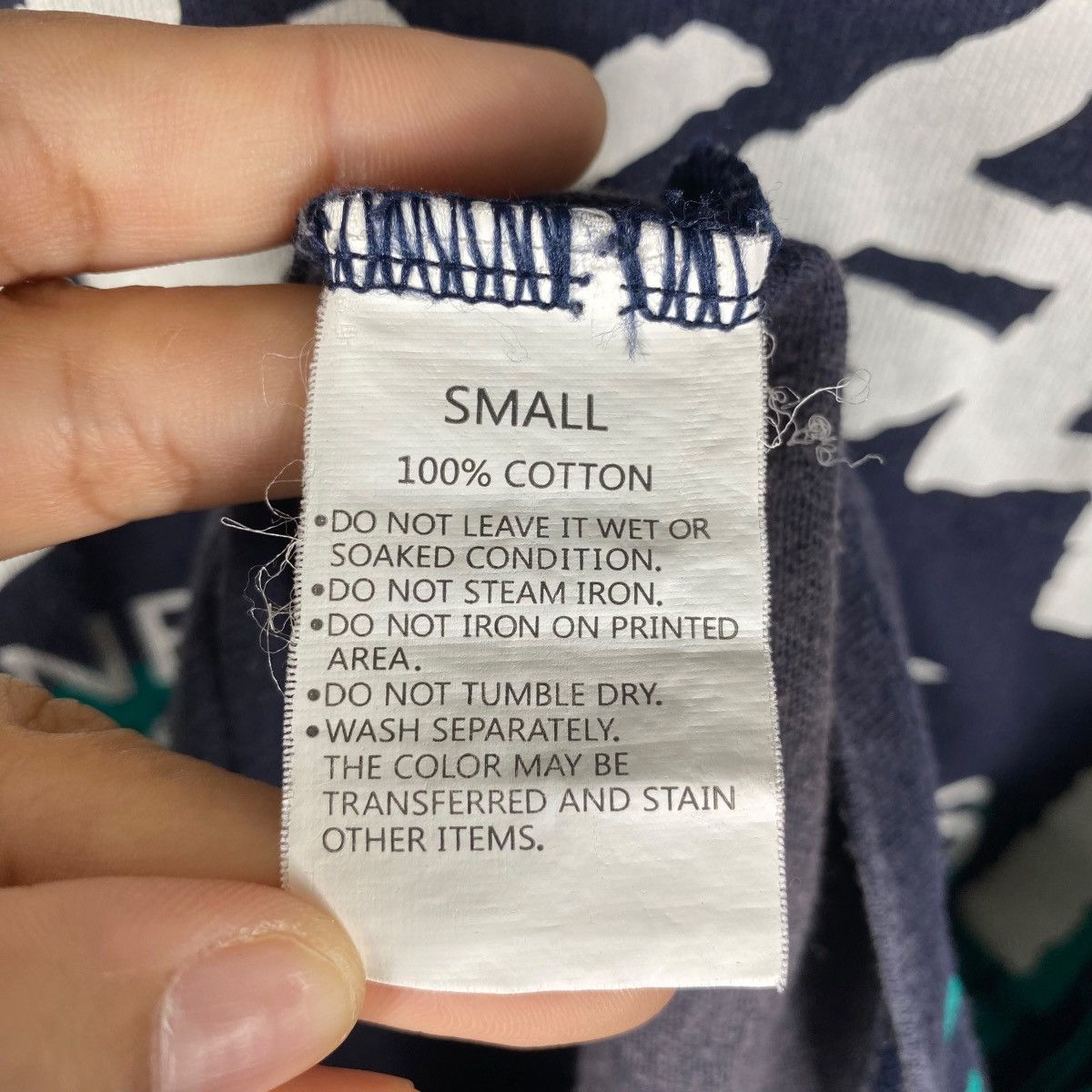 Stussy Vintage STUSSY Worldwide Graphic Sunfaded Tee Shirt Small Size US S / EU 44-46 / 1 - 8 Thumbnail
