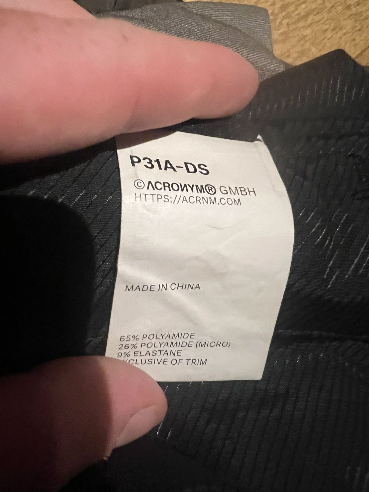 Acronym Acronym P31A-DS Size US 30 / EU 46 - 9 Thumbnail