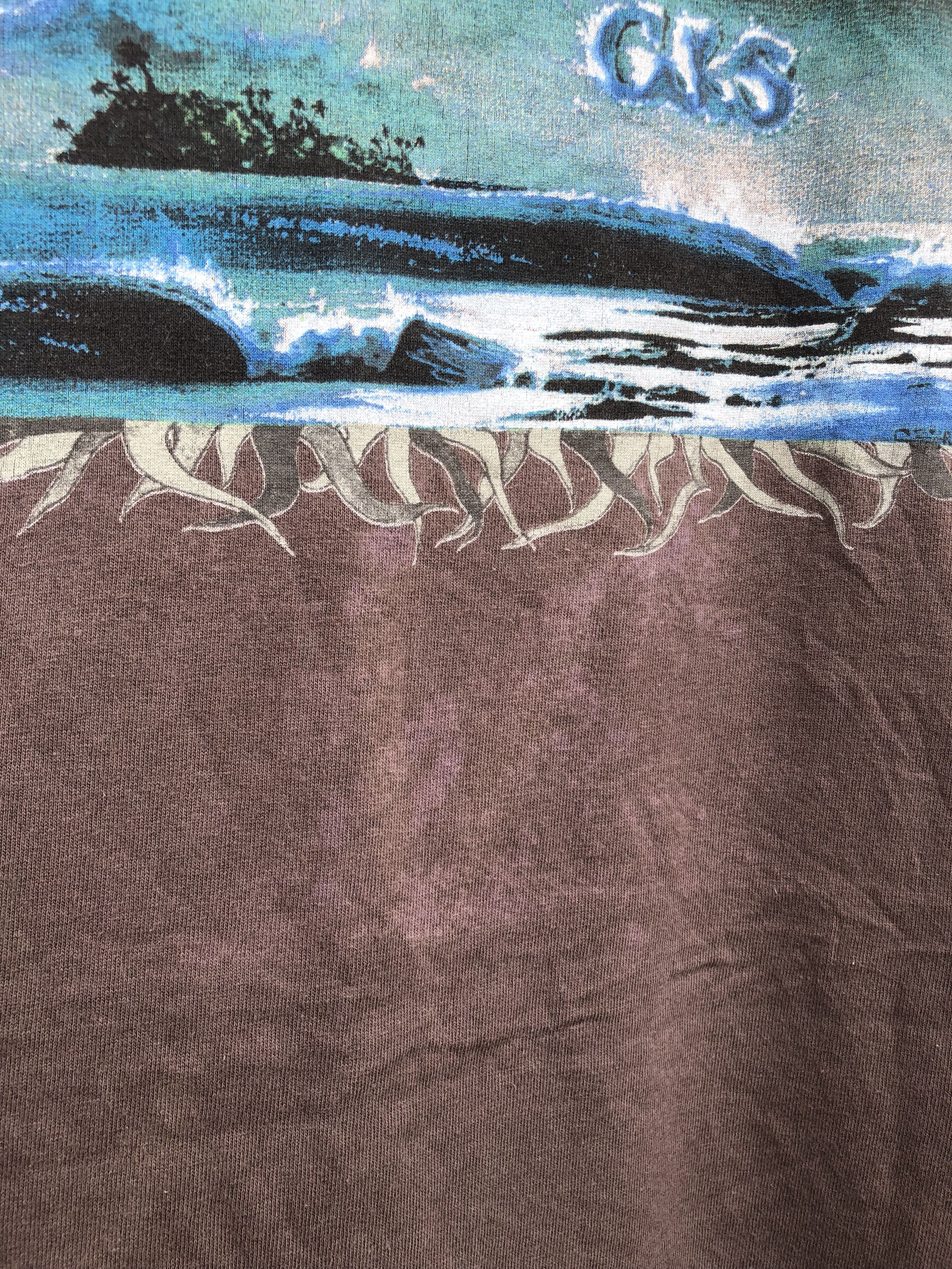 Vintage Vintage Sunfaded Y2K Gordon & Smith Surfboads Tee Size US L / EU 52-54 / 3 - 7 Thumbnail