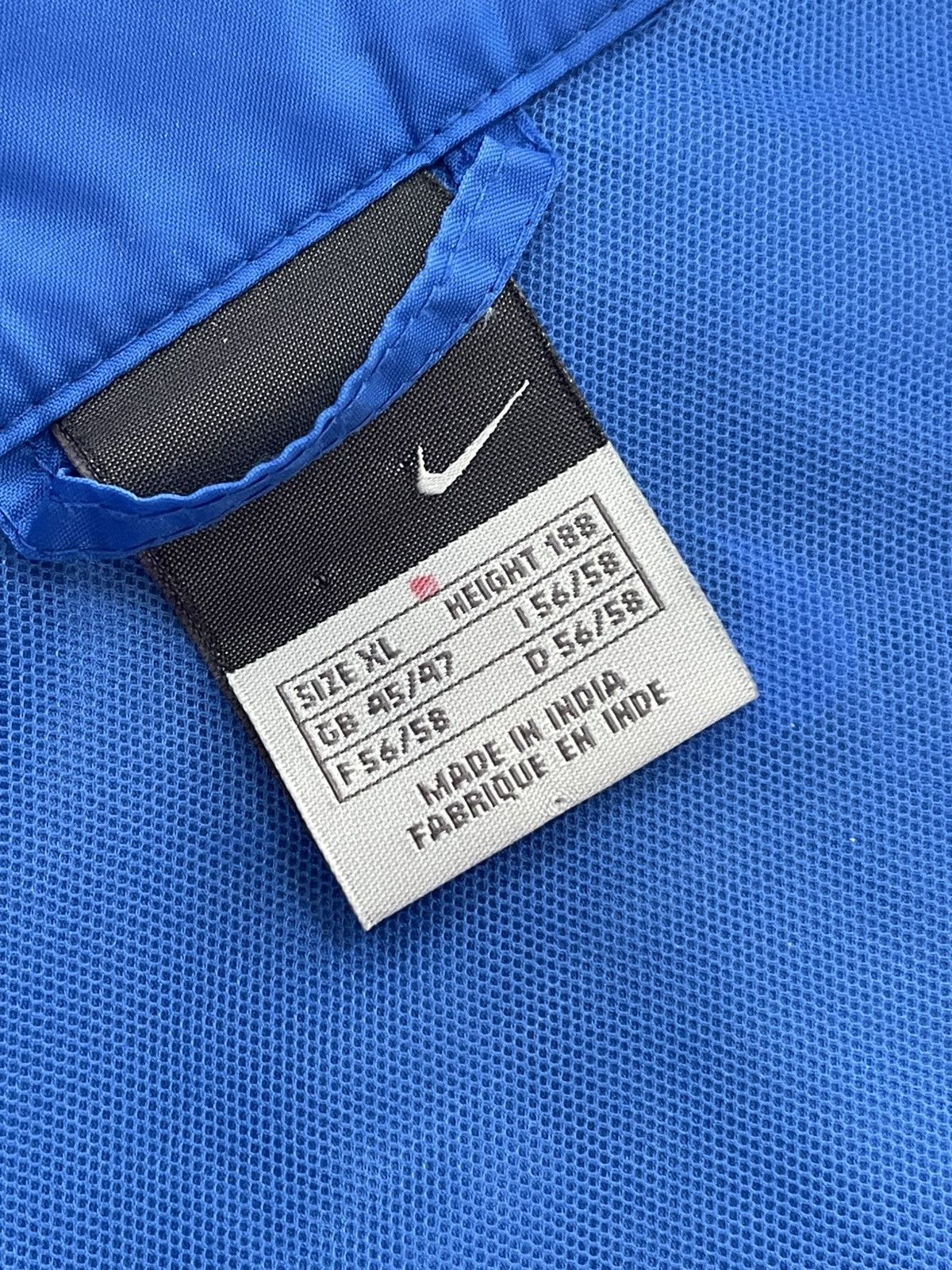 Nike Vintage Nike Nylon Light Jacket Small Logo Size US XL / EU 56 / 4 - 7 Thumbnail