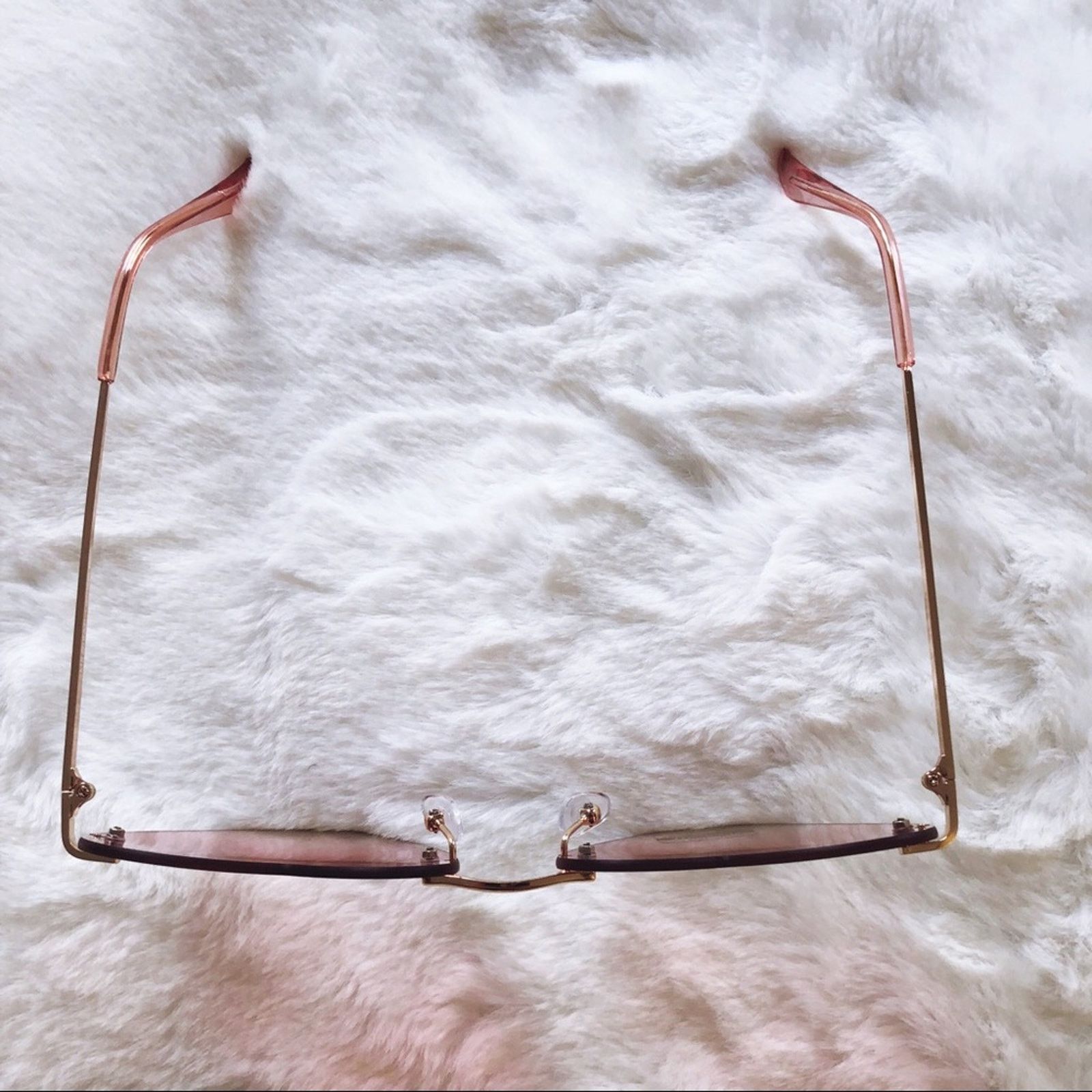 Other Miley Light Pink Gradient Heart Sunglasses Size ONE SIZE - 4 Thumbnail