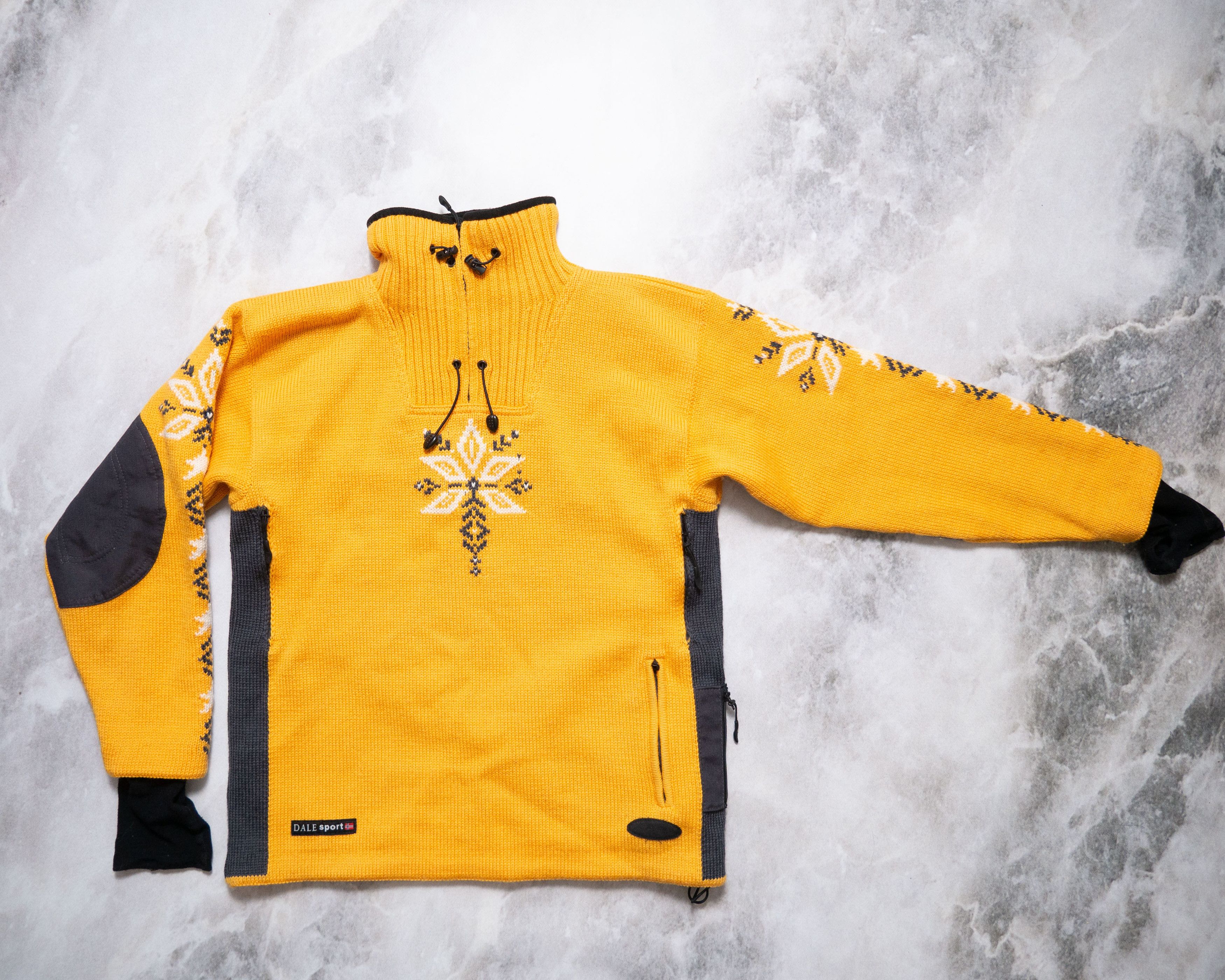 Vintage Dale of Norway Gore Windstopper Ski Wool Sweater L