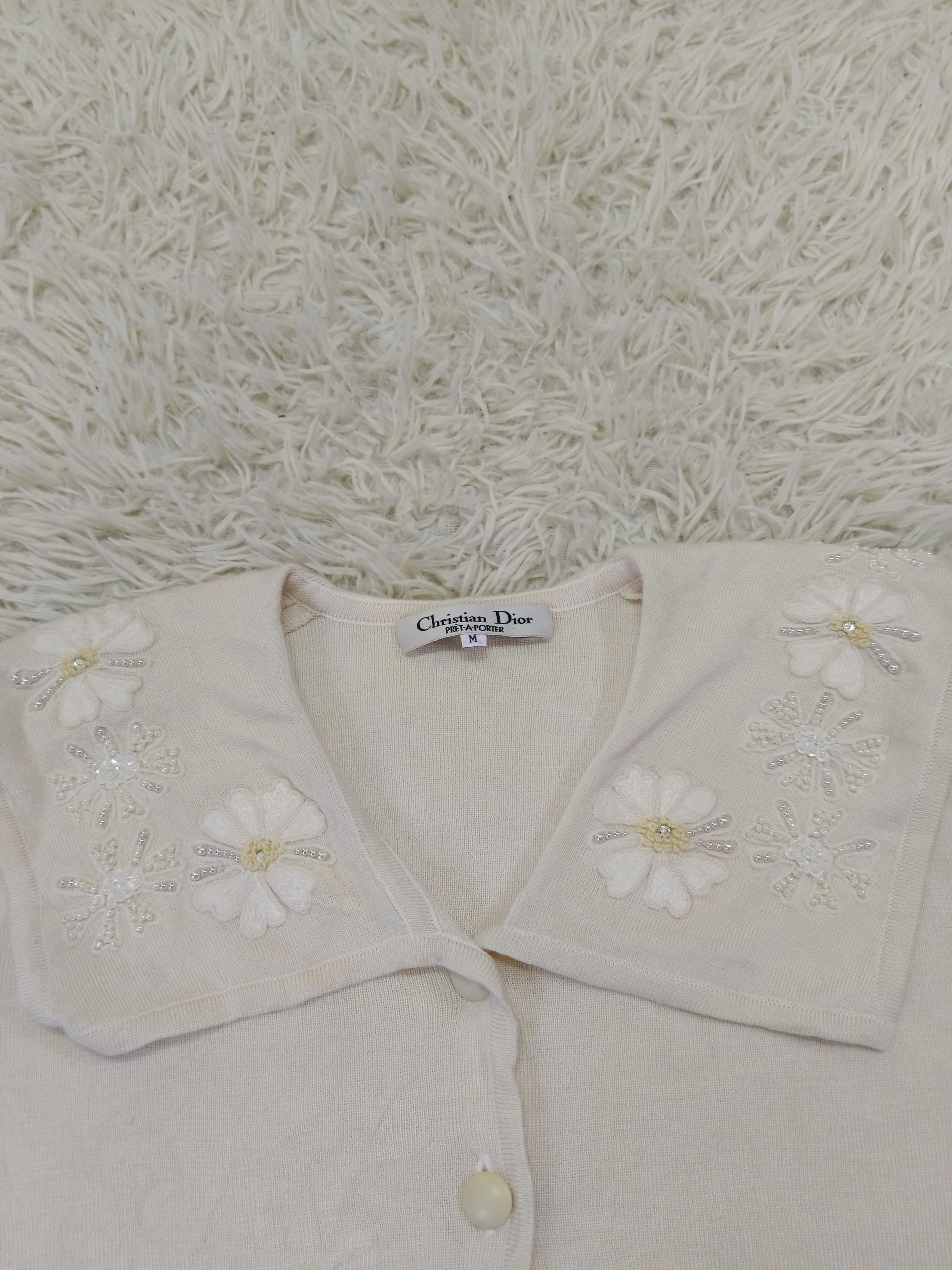 Dior CHRISTIAN DIOR EMBROIDERED FLOWER COLLAR KNIT CARDIGAN Size US M / EU 48-50 / 2 - 6 Thumbnail