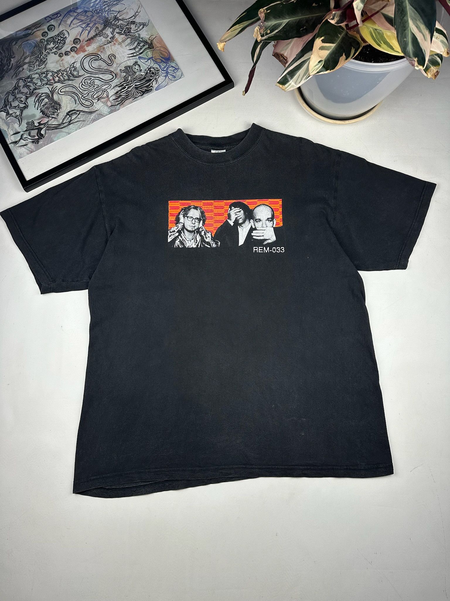 Vintage Vintage REM Band Tee Size US L / EU 52-54 / 3 - 1 Thumbnail