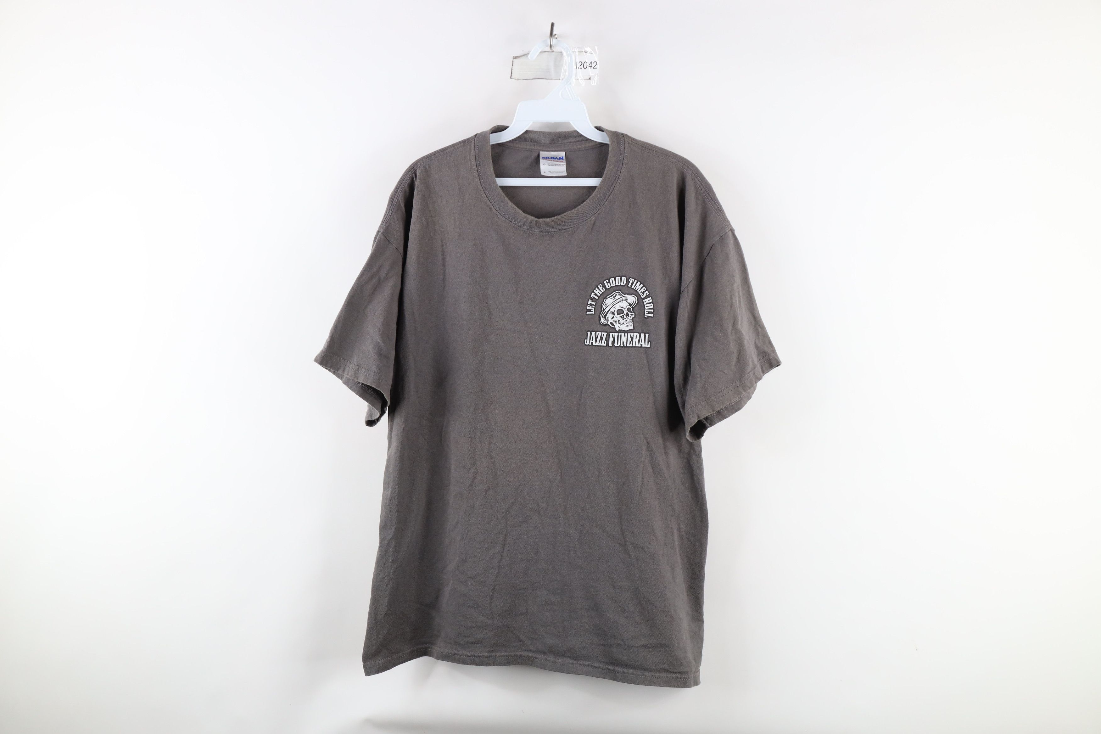 Vintage Vintage Streetwear the Good Times Roll Jazz Funeral T-Shirt Size US L / EU 52-54 / 3 - 1 Thumbnail