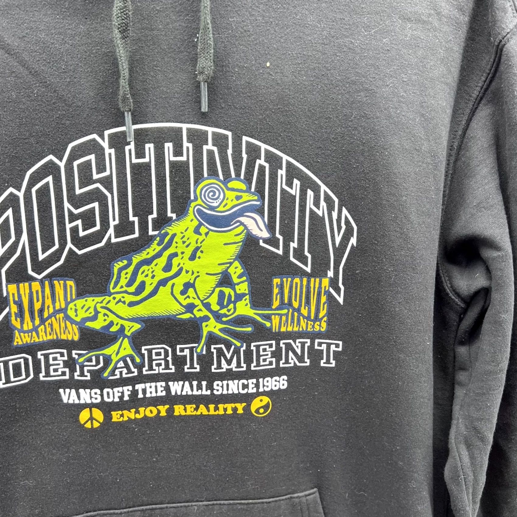 Vans VANS Sweater Hooded Pullover Men Medium Black Graphic Frog Positivity Vintage Logo Department Mens Regular Size M Size US M / EU 48-50 / 2 - 5 Thumbnail