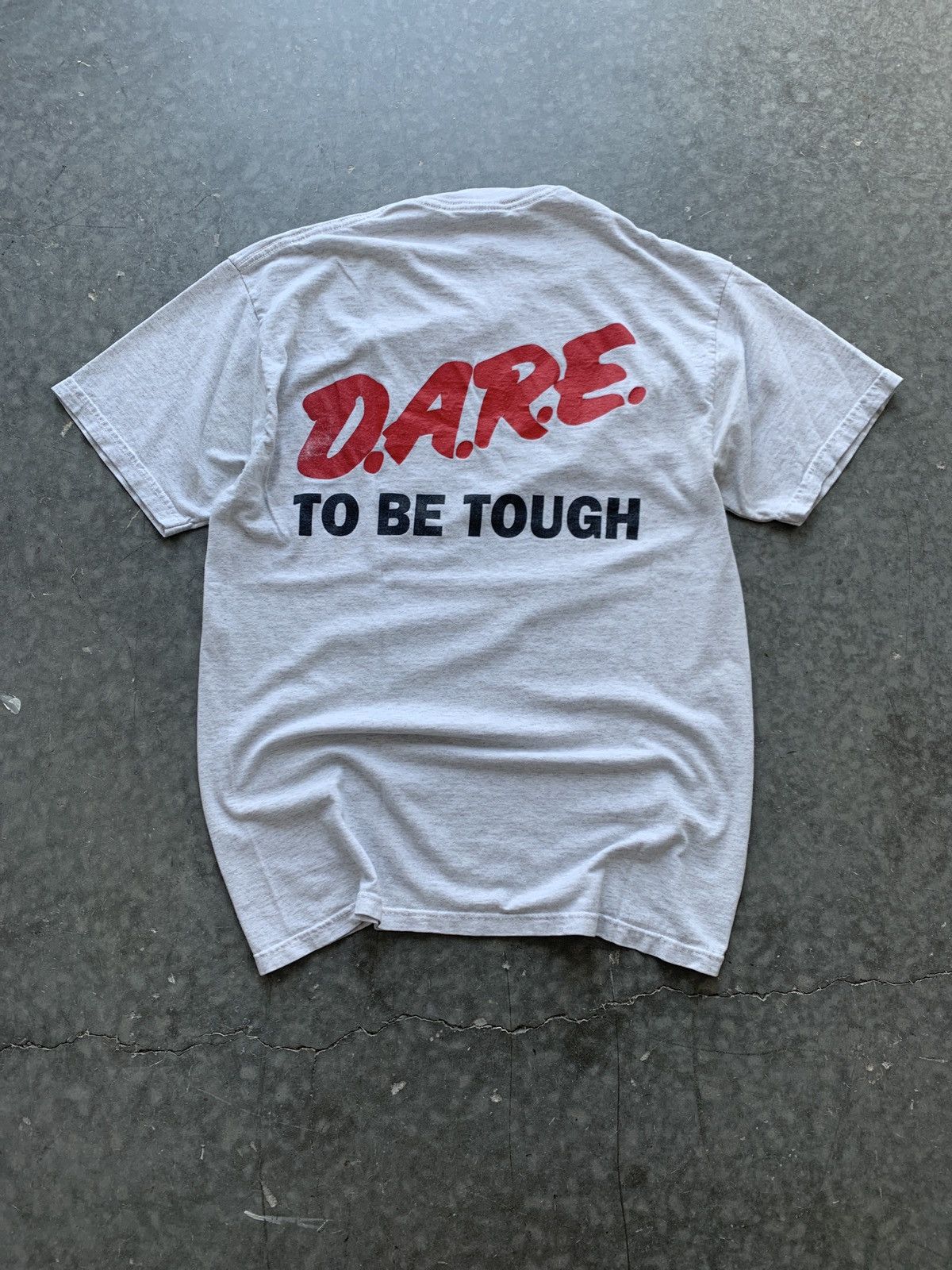 Vintage Crazy Vintage Y2K DARE Graphic Tee Size US M / EU 48-50 / 2 - 1 Thumbnail