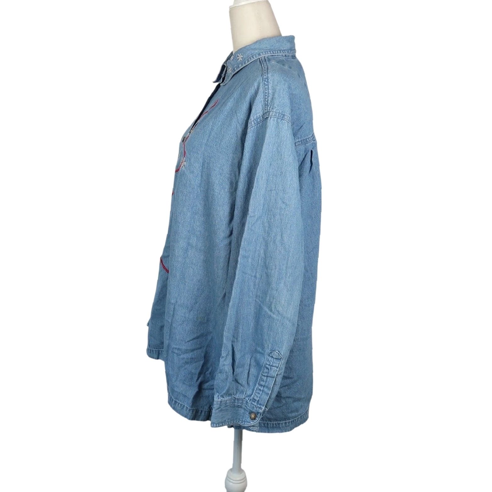 Bill Blass VINTAGE Bill Blass Blue Denim Button-Down Shirt Women L Christmas Snowman Embroidered Long Sleeve 100% Cotton Size L / US 10 / IT 46 - 3 Thumbnail