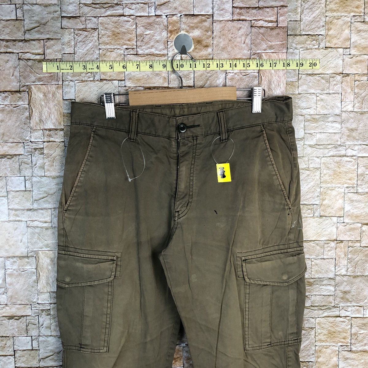 Japanese Brand × Uniqlo Uniqlo Brown Cargo Multipocket Pants #A430 Size US 31 - 4 Thumbnail
